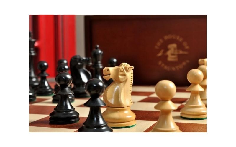 House Of Staunton Capablanca Series Luxury Wood Chess Set