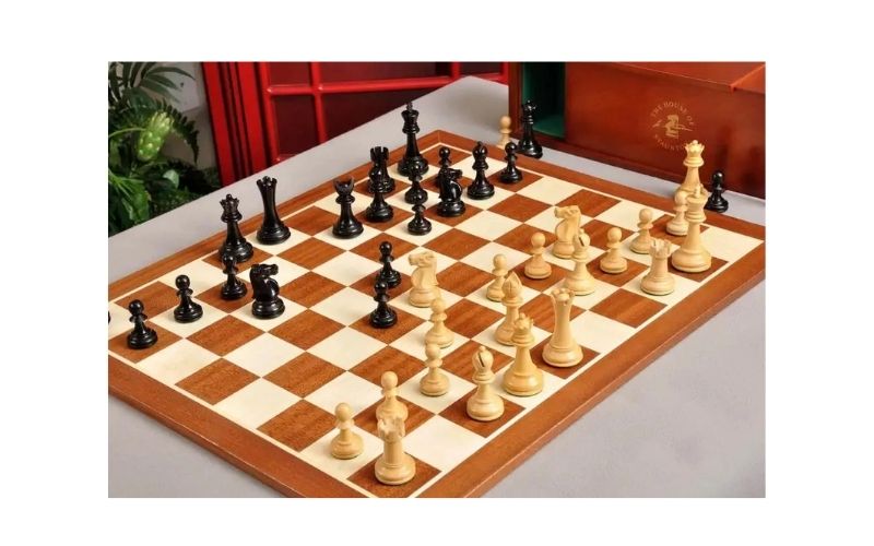 House Of Staunton Capablanca Series Luxury Wood Chess Set
