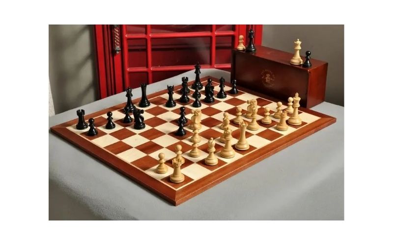 House Of Staunton Capablanca Series Luxury Wood Chess Set