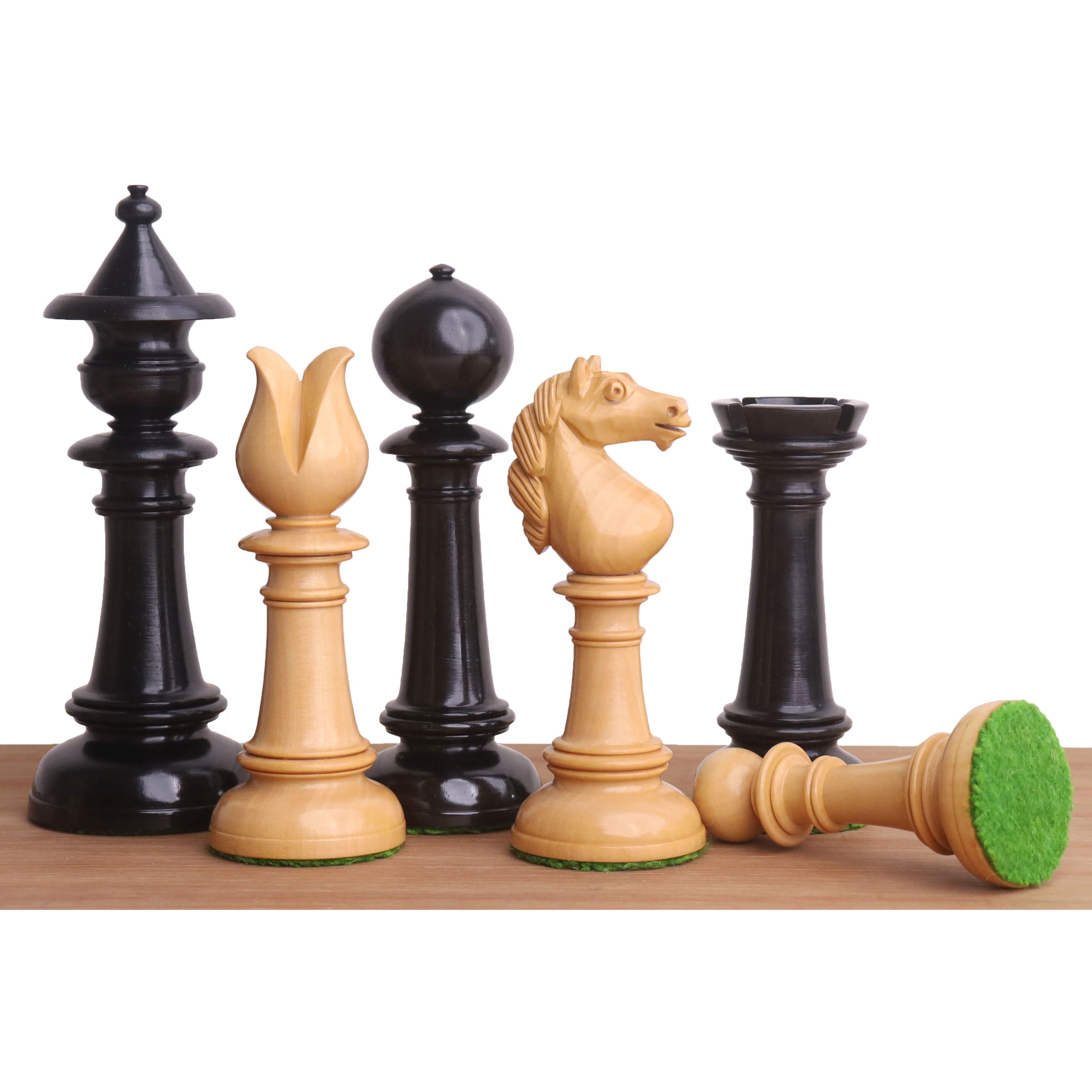 Ebony Wood and Boxwood chessmen with a 102mm king