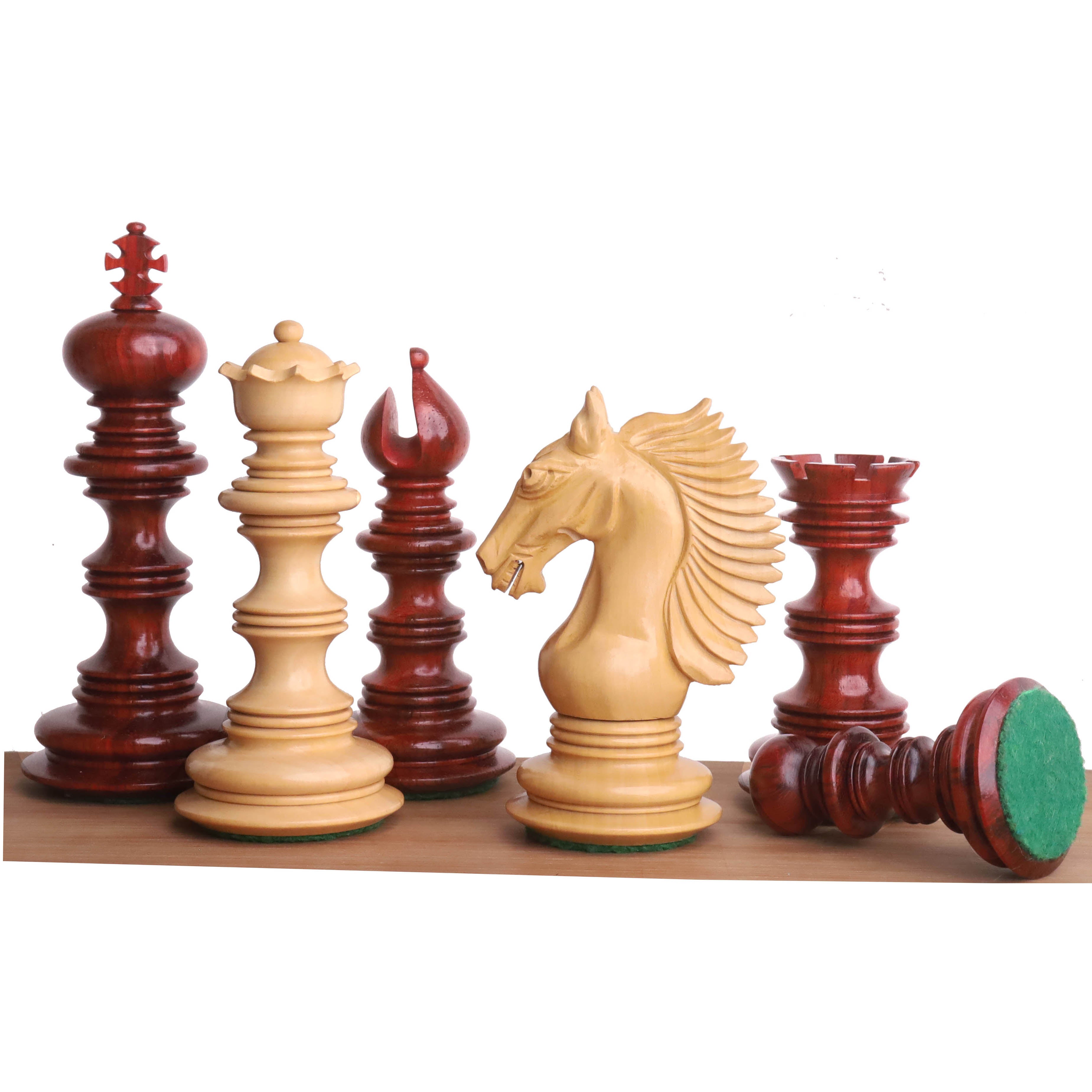 Bud Rosewood chessmen with a 115mm king