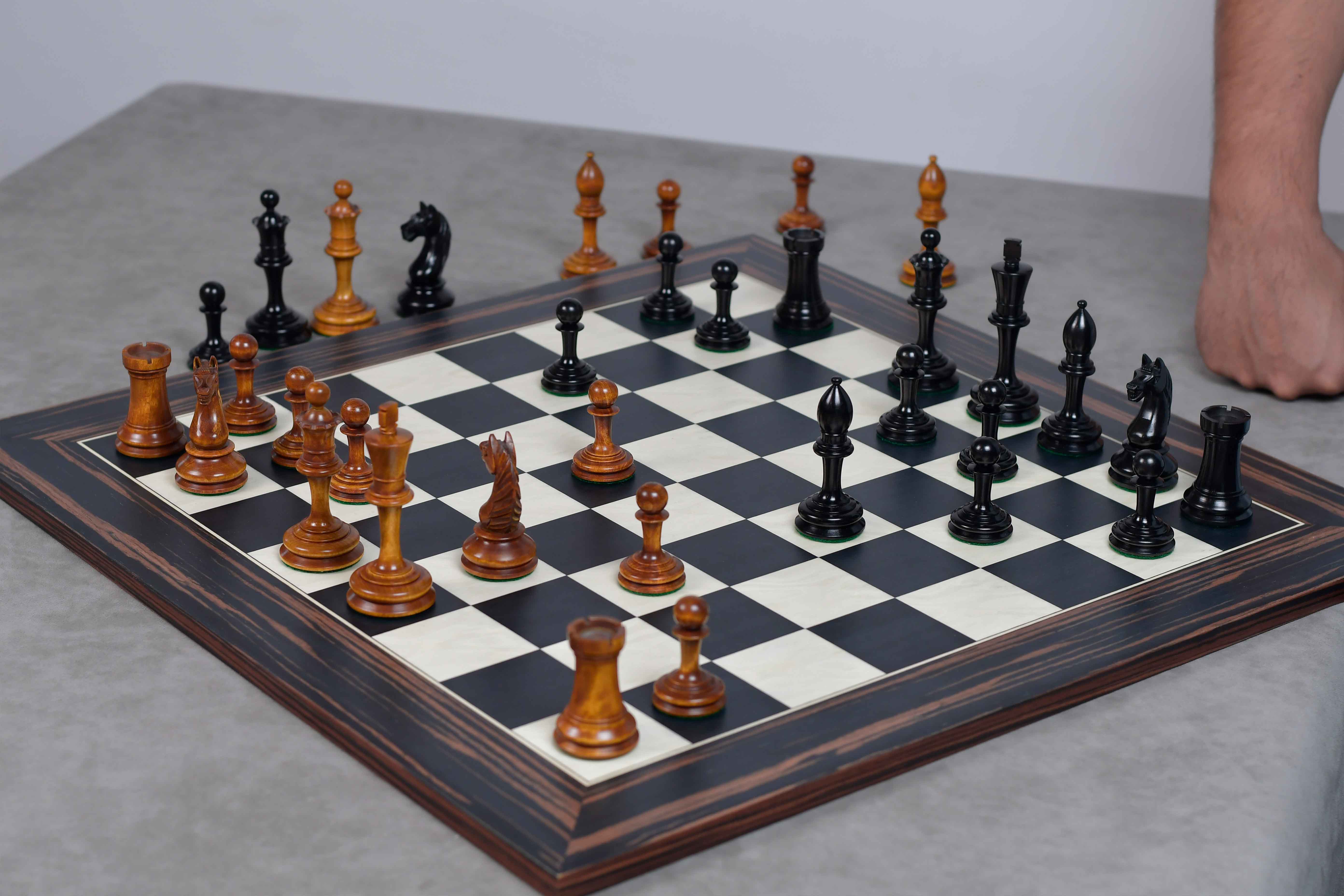 1933 Antonio Fabiano Botvinnik chess set, 98mm king, Genuine ebony finish with its 55cm poplar and erable board