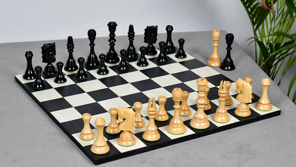 Knight carving detail on the 1929 Barcelona Joc Catalan chess pieces in genuine ebony and boxwood