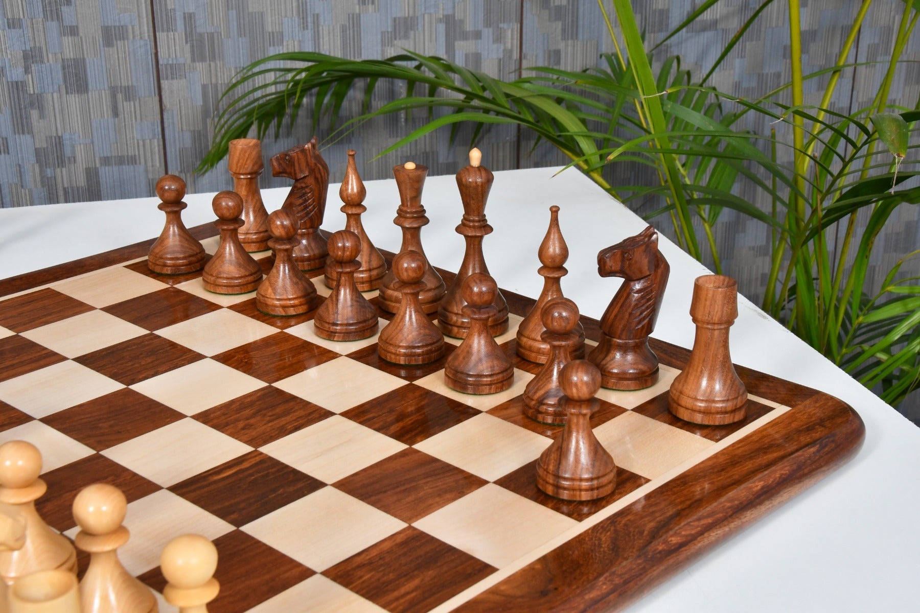 1961 Soviet Baku chess set, 48cm board, sheesham and boxwood, hand carved in India