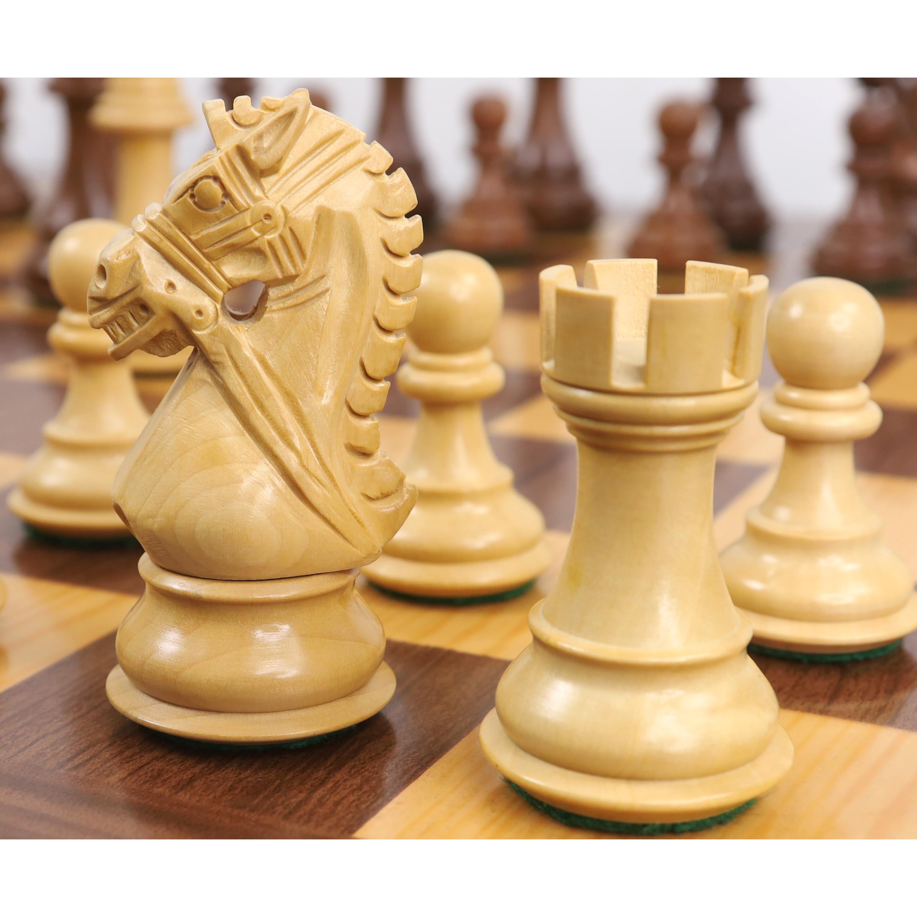 Golden Rosewood and Boxwood chessmen, 101mm king