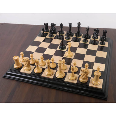Ebony Wood and Boxwood chessmen, 107mm king on a 49mm base