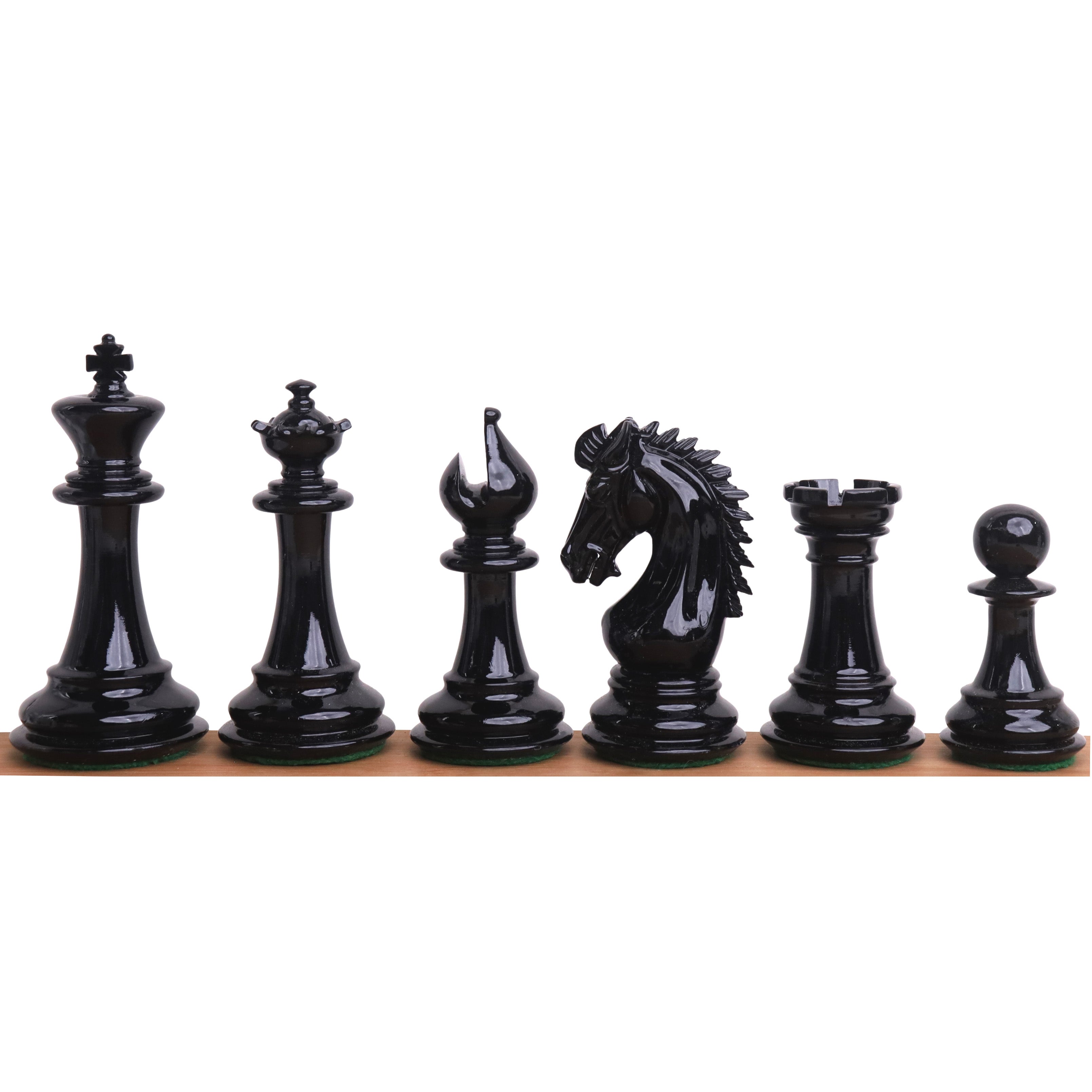 Lacquered Black boxwood and Lacquered White boxwood king on a 43mm base