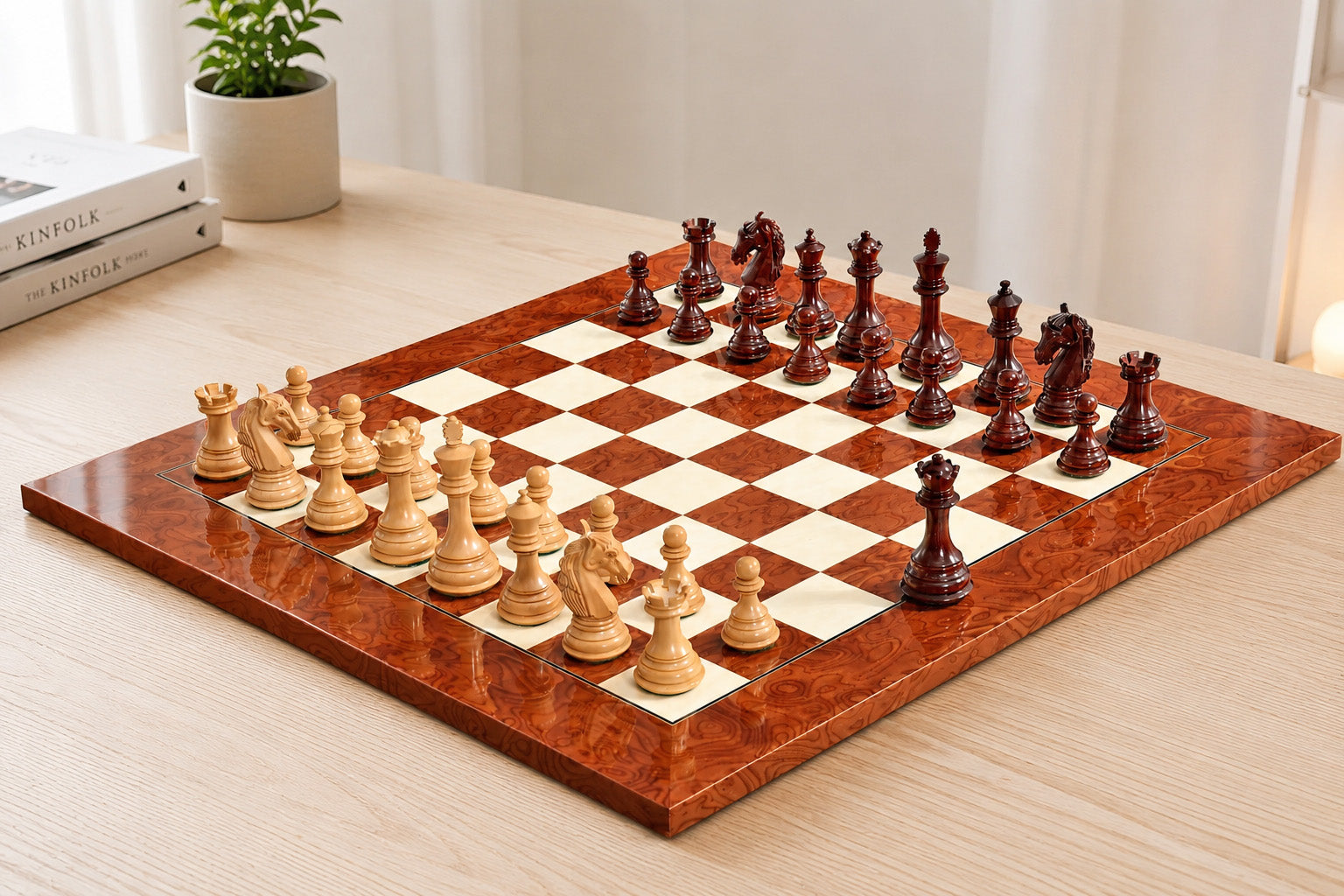 Sterling Chess New Colombian Staunton chess set in bud rosewood and boxwood, 99mm king