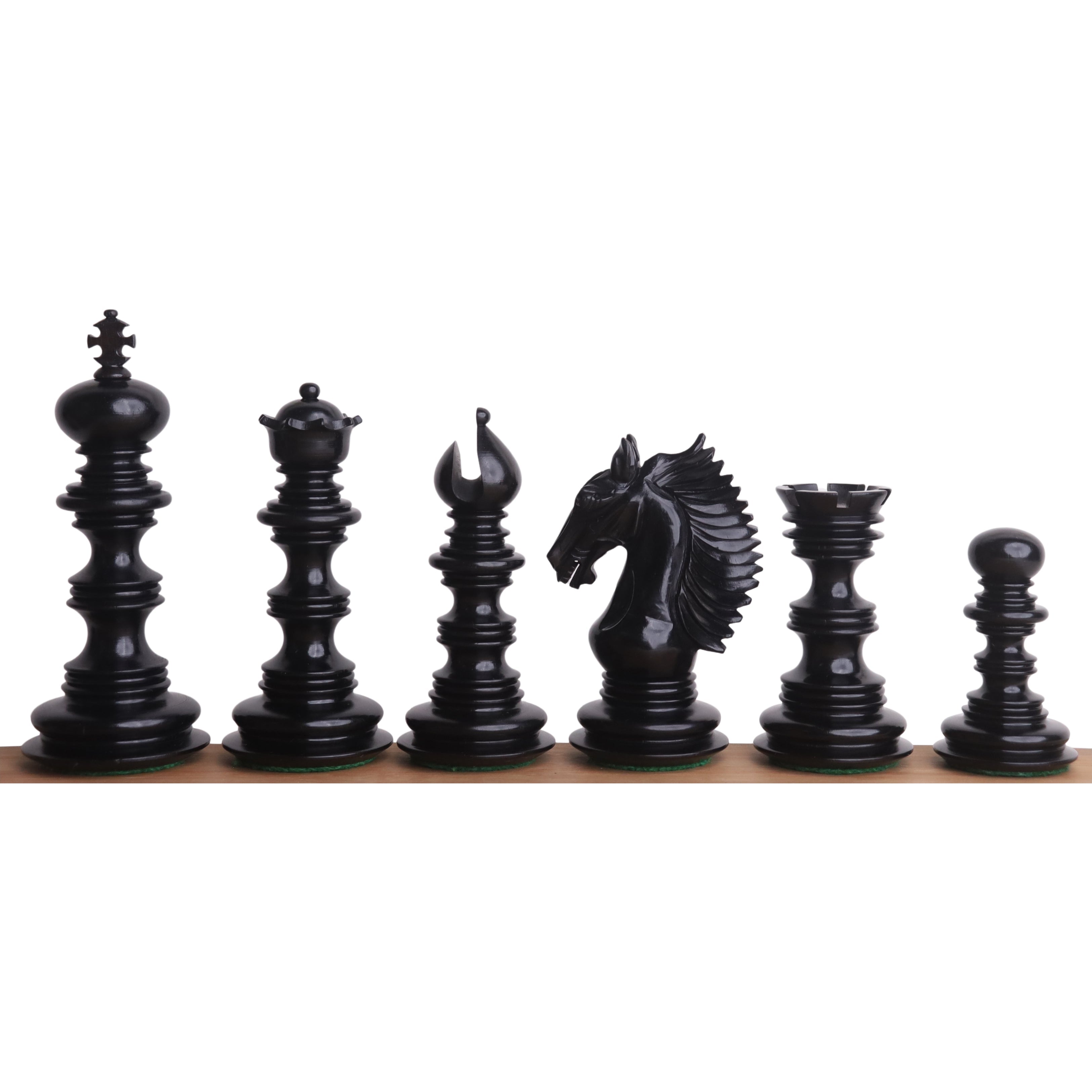 34 piece chessmen set in Ebony Wood and Boxwood