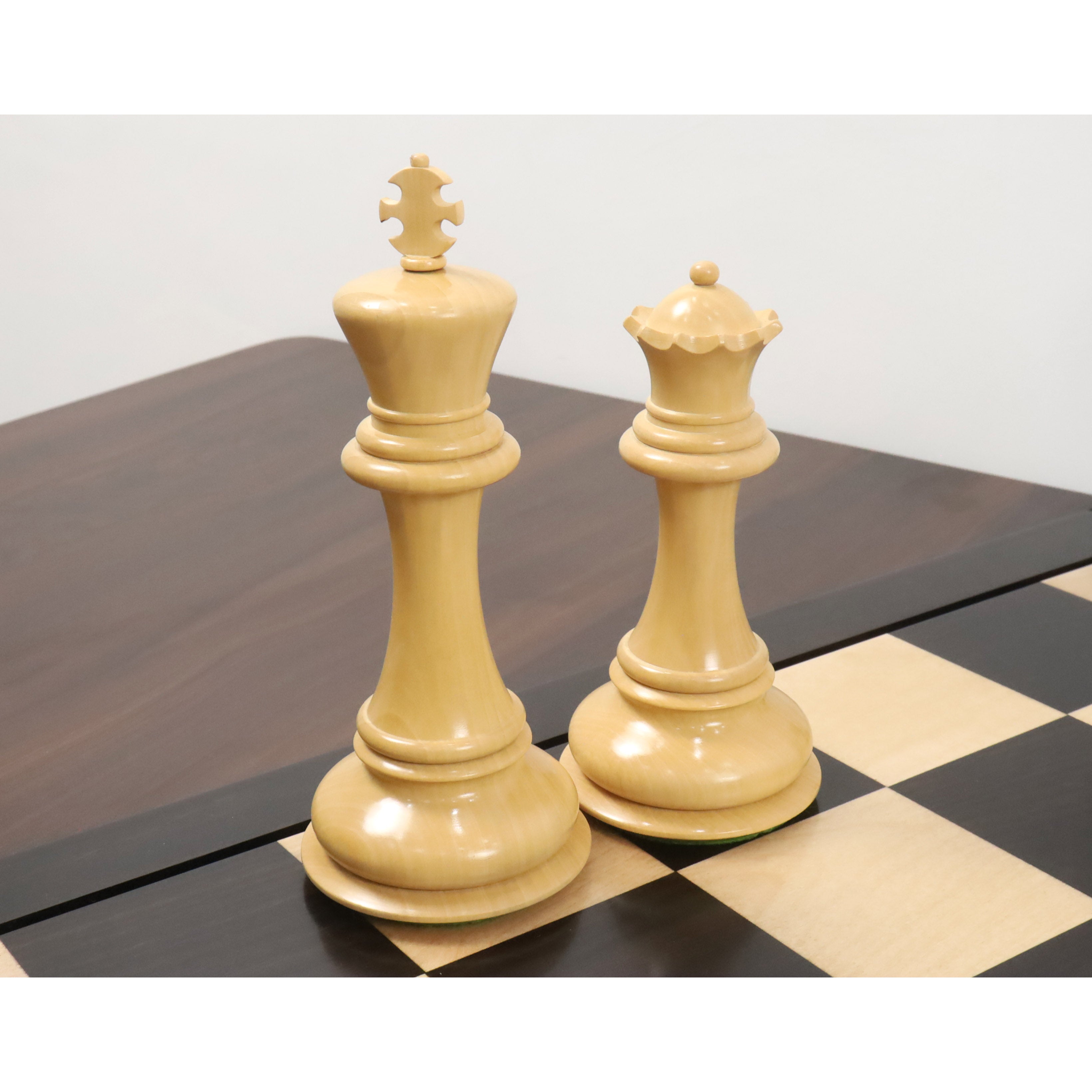 Mammoth Staunton chess pieces in bud rosewood, 156mm king