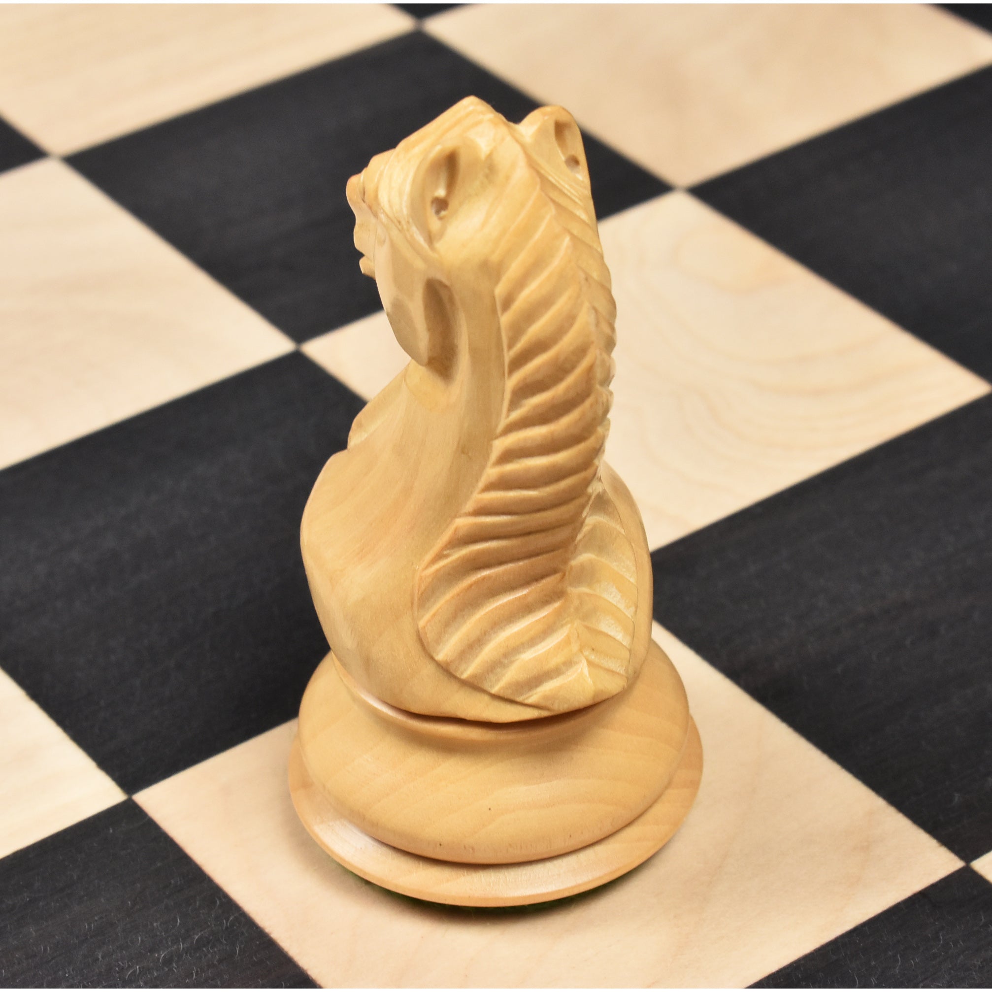 Majestic Series Staunton 101mm Chess Pieces