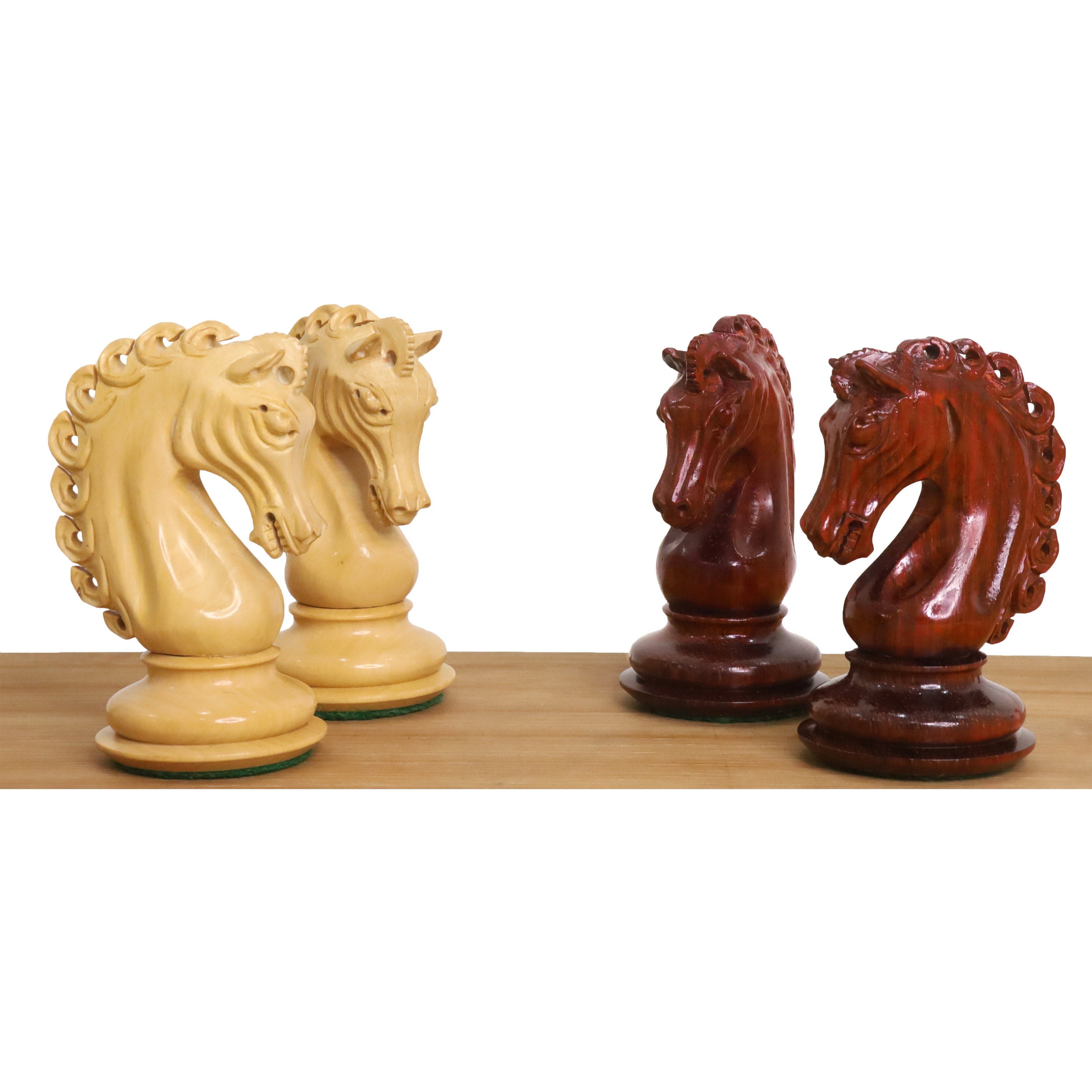 Avant Garde Staunton chess pieces in bud rosewood, 117mm king