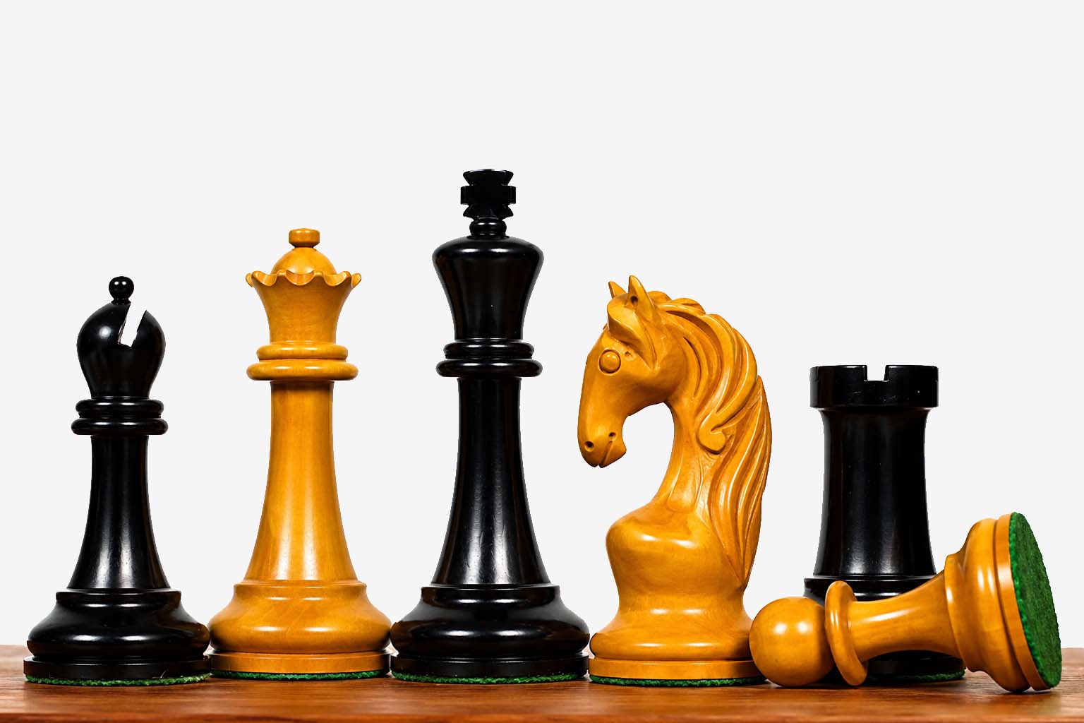 Sterling Chess 1963 1966 Piatigorsky Cup chess pieces in genuine ebony and antiqued boxwood, 108mm king