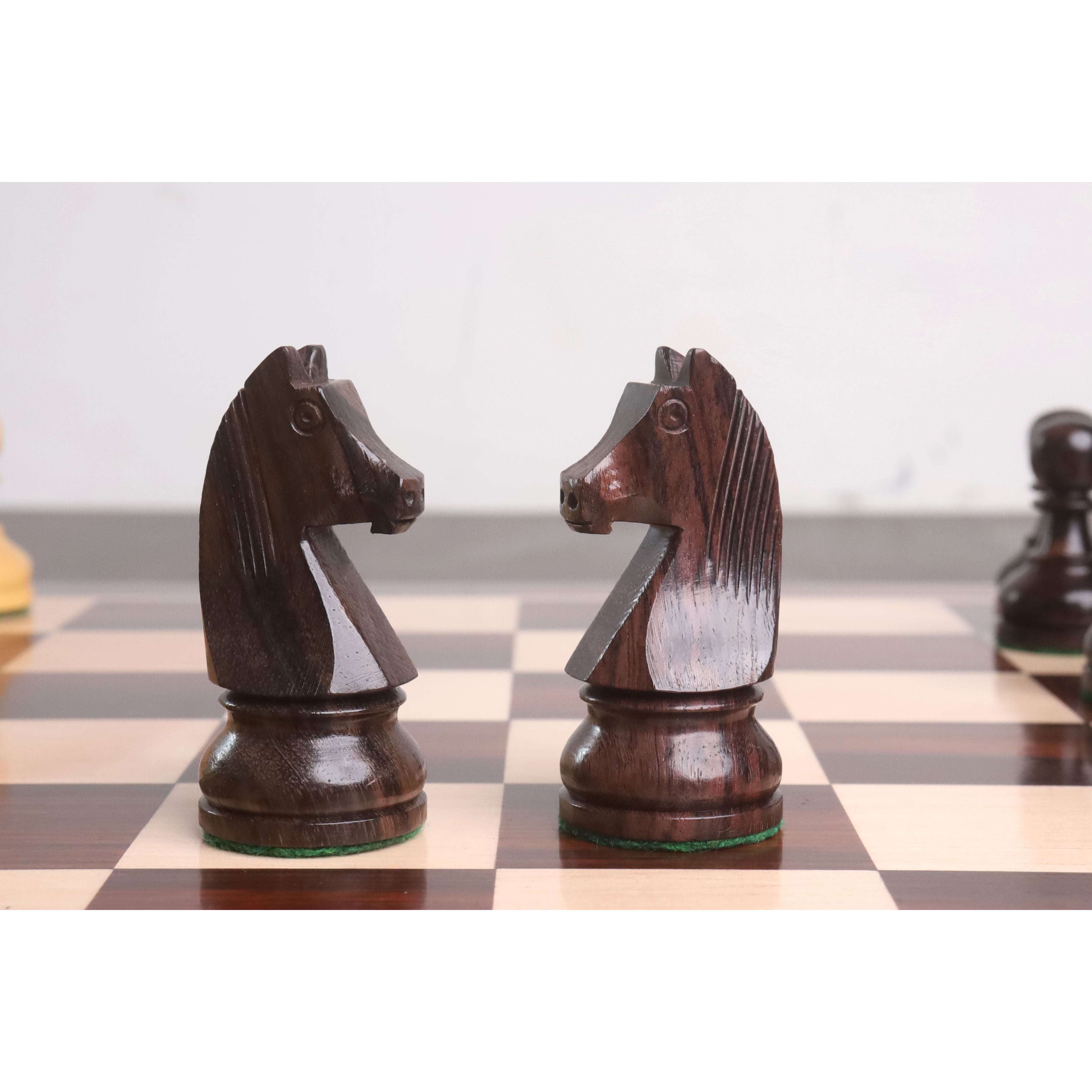 Rosewood chessmen at 1,000 grams complete