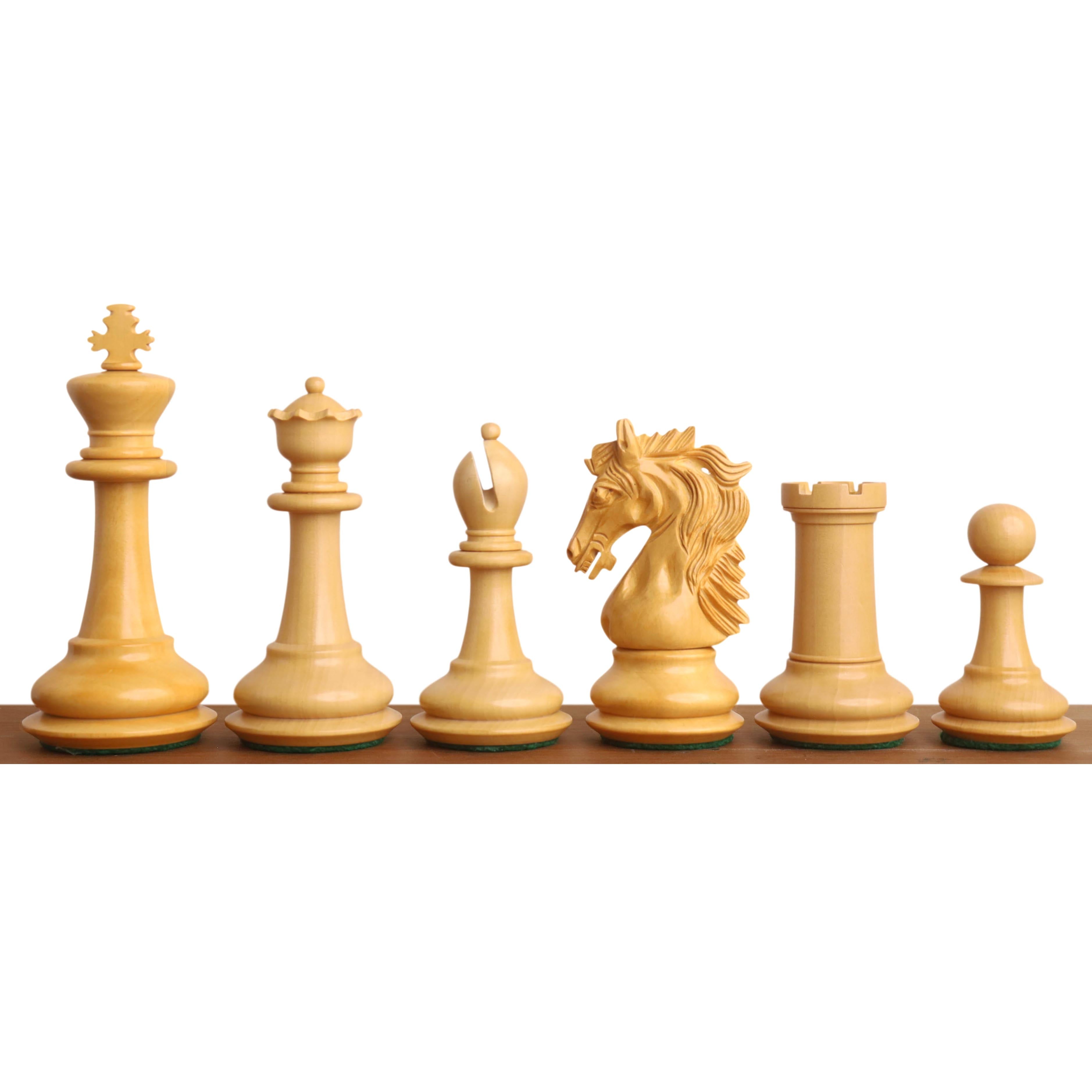 34 piece chessmen set in Ebony Wood and Boxwood