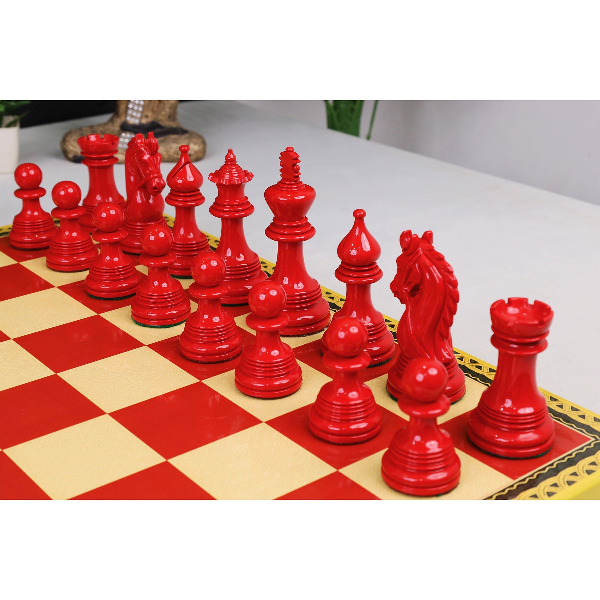 Red Lacquered Boxwood and White Lacquered Boxwood chessmen sized for 60 to 65 mm squares