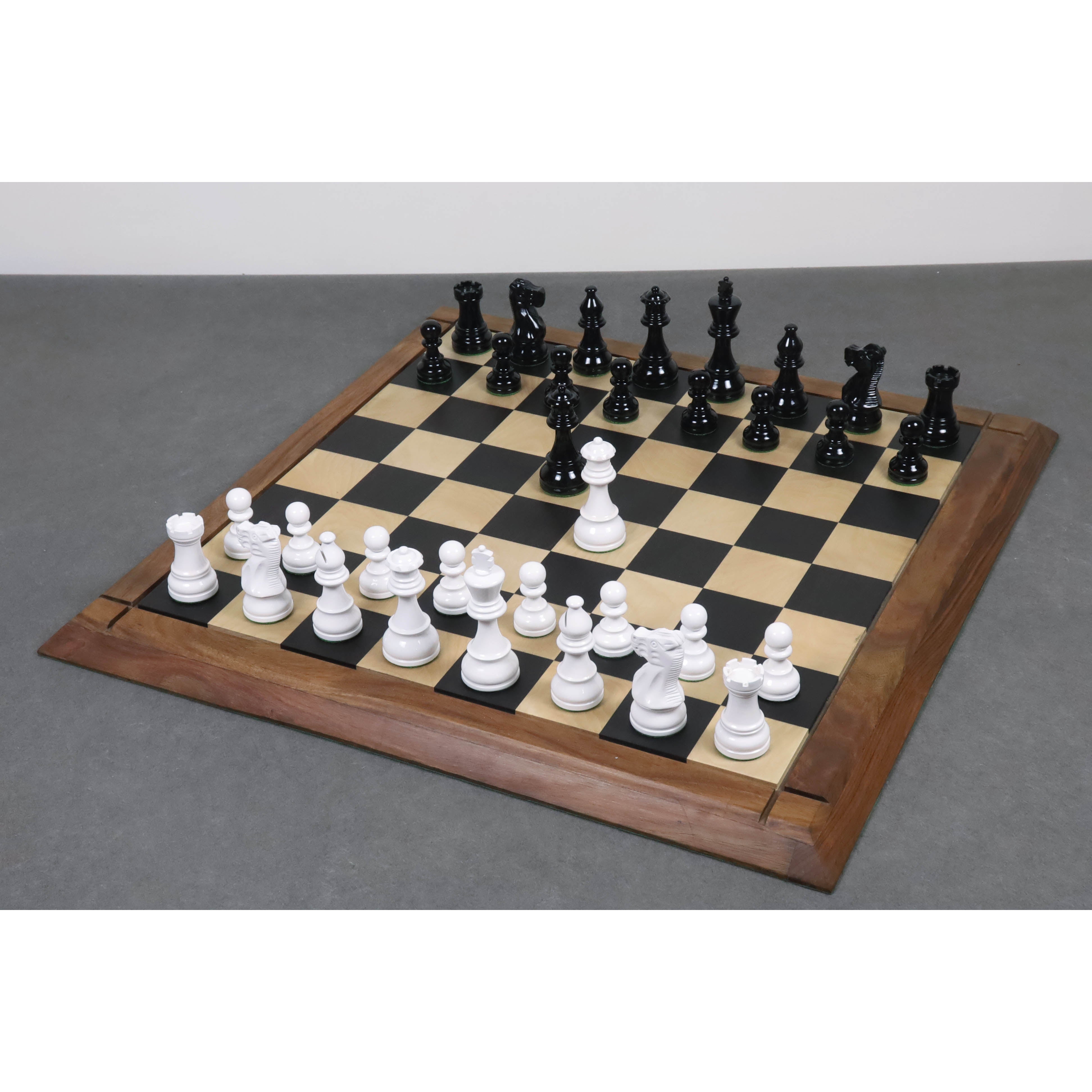 Painted Lacquered Staunton 97mm Chess Pieces