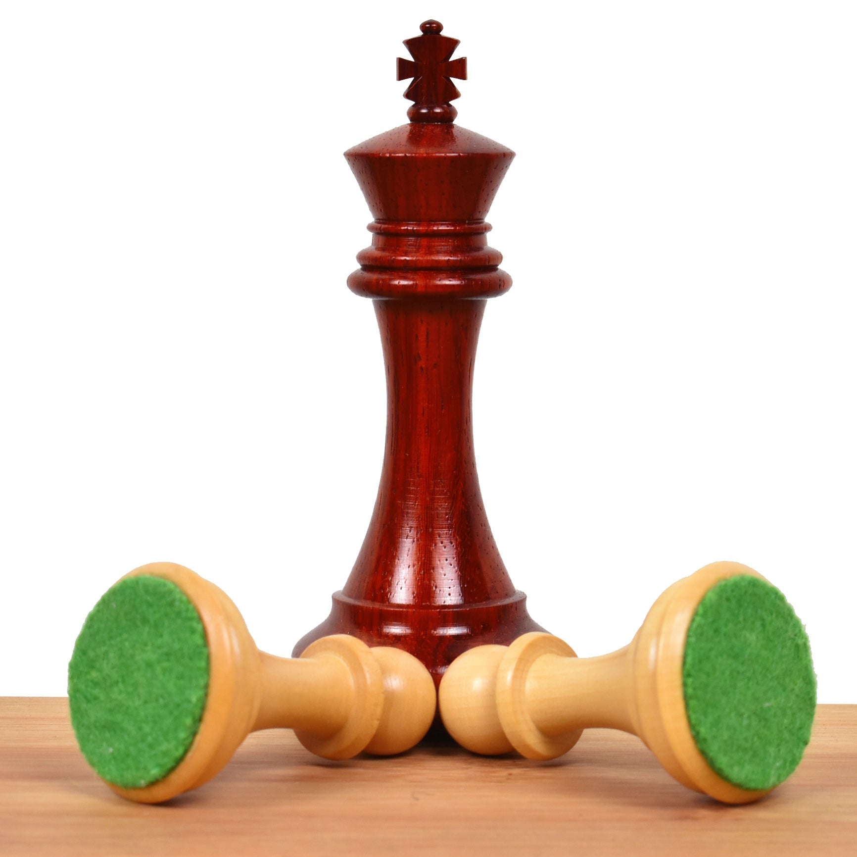 106mm king and matching chessmen in Bud Rosewood and Boxwood