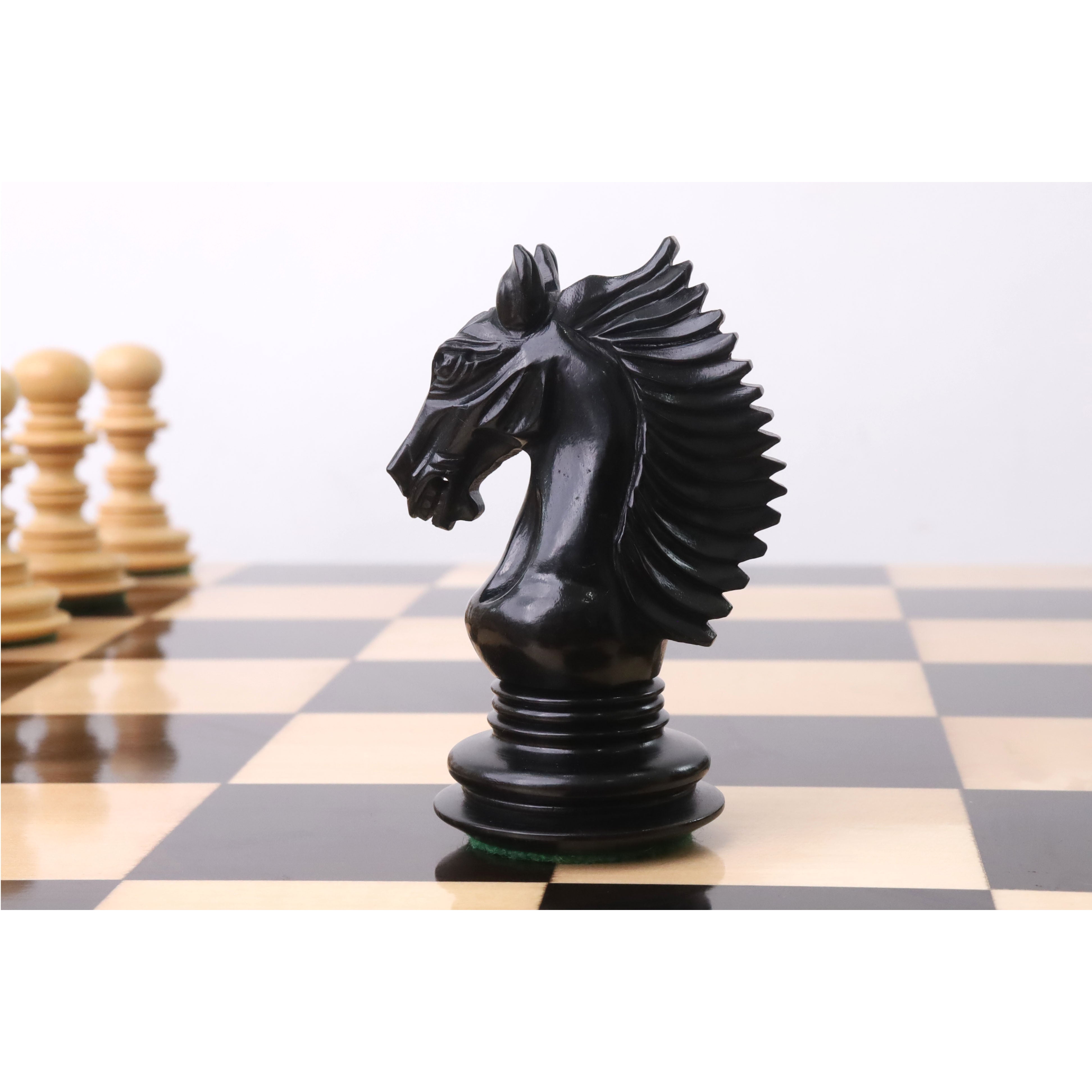 Ebony Wood and Boxwood chessmen at 1,800 grams complete