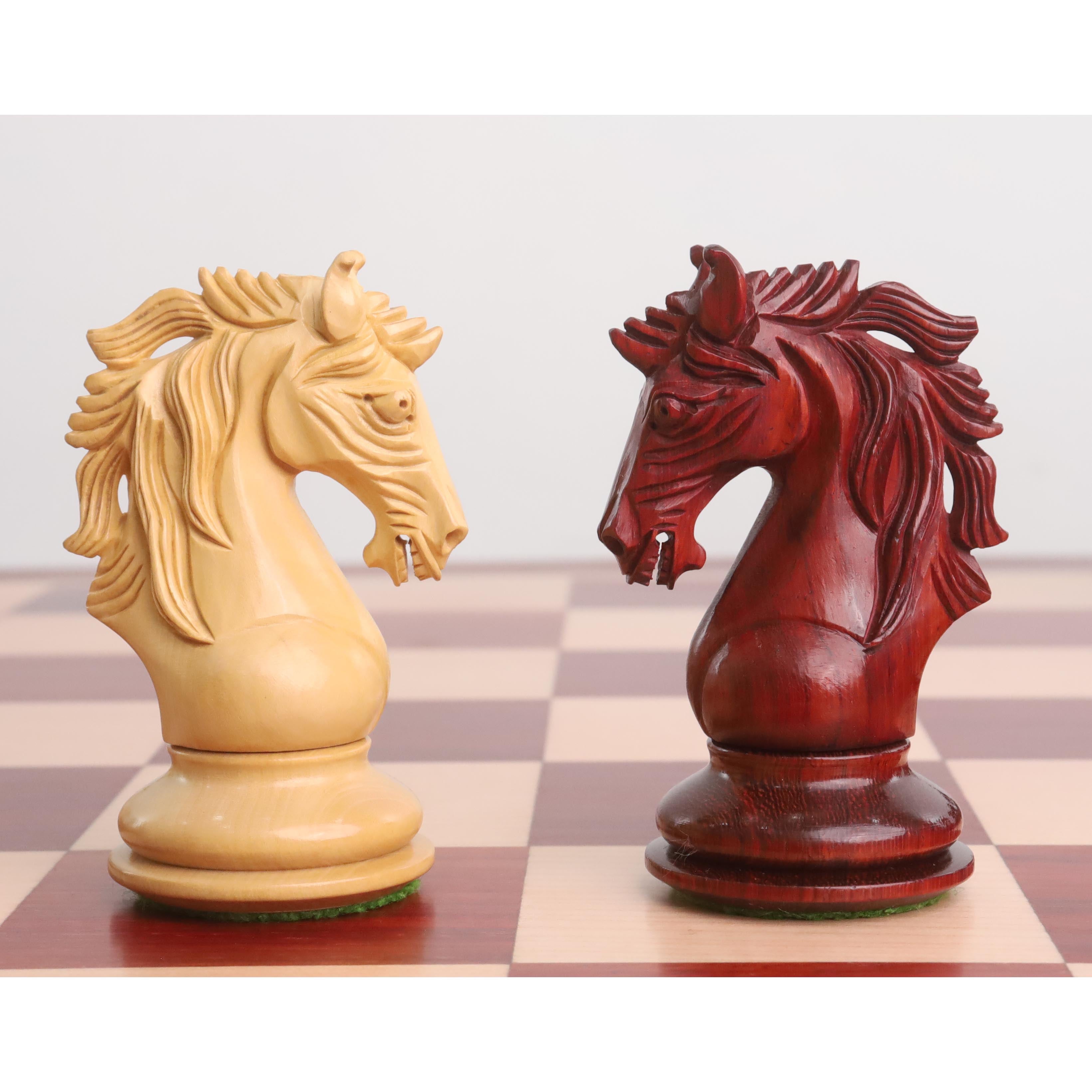 Bud Rosewood chessmen at 1,950 grams complete