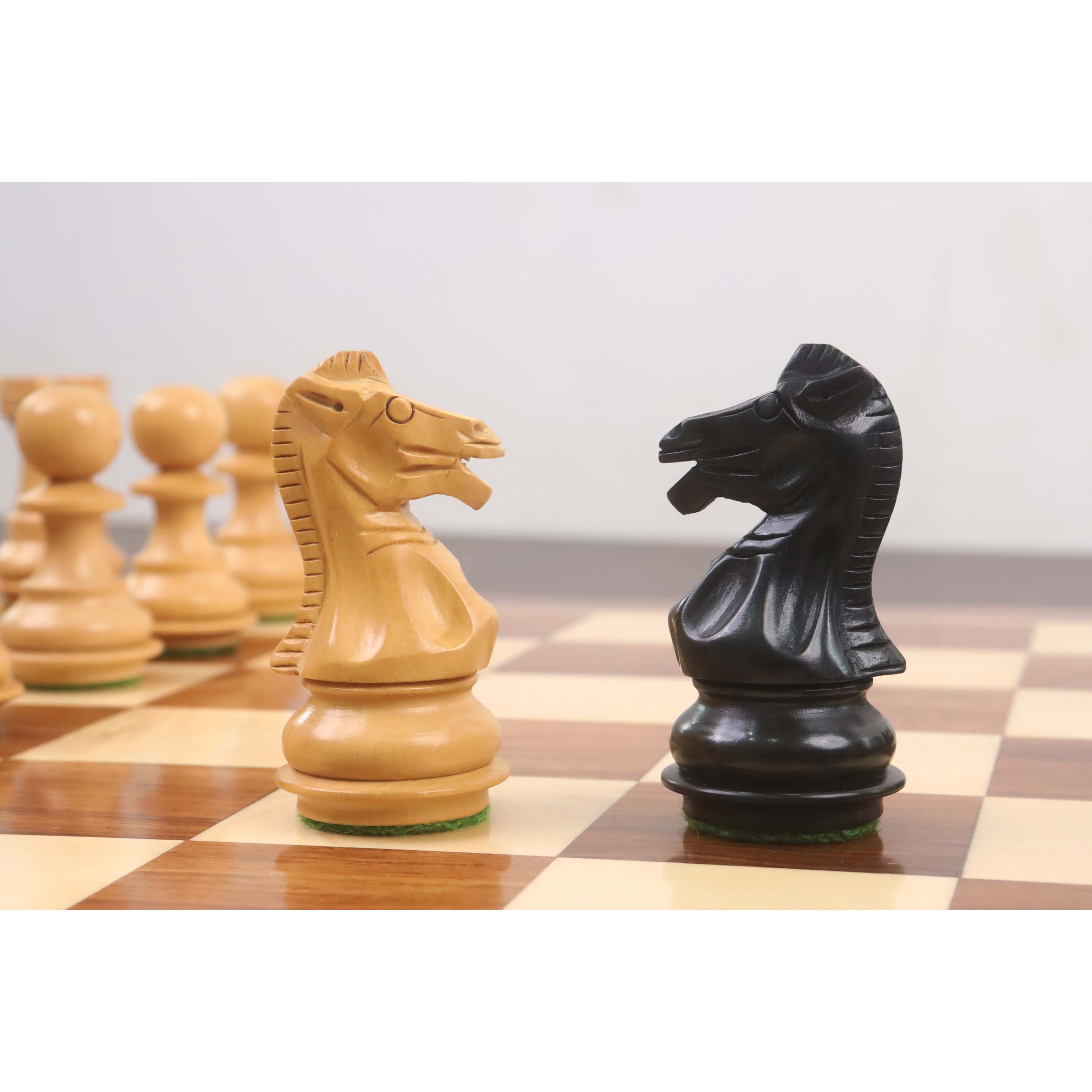 Ebonised Boxwood and Boxwood chessmen at 750 grams complete