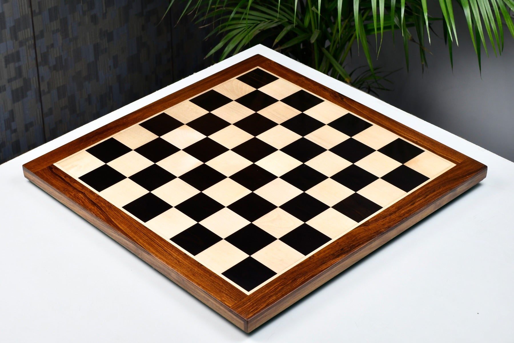 Sheesham border chess board at 50mm squares, close detail of the frame