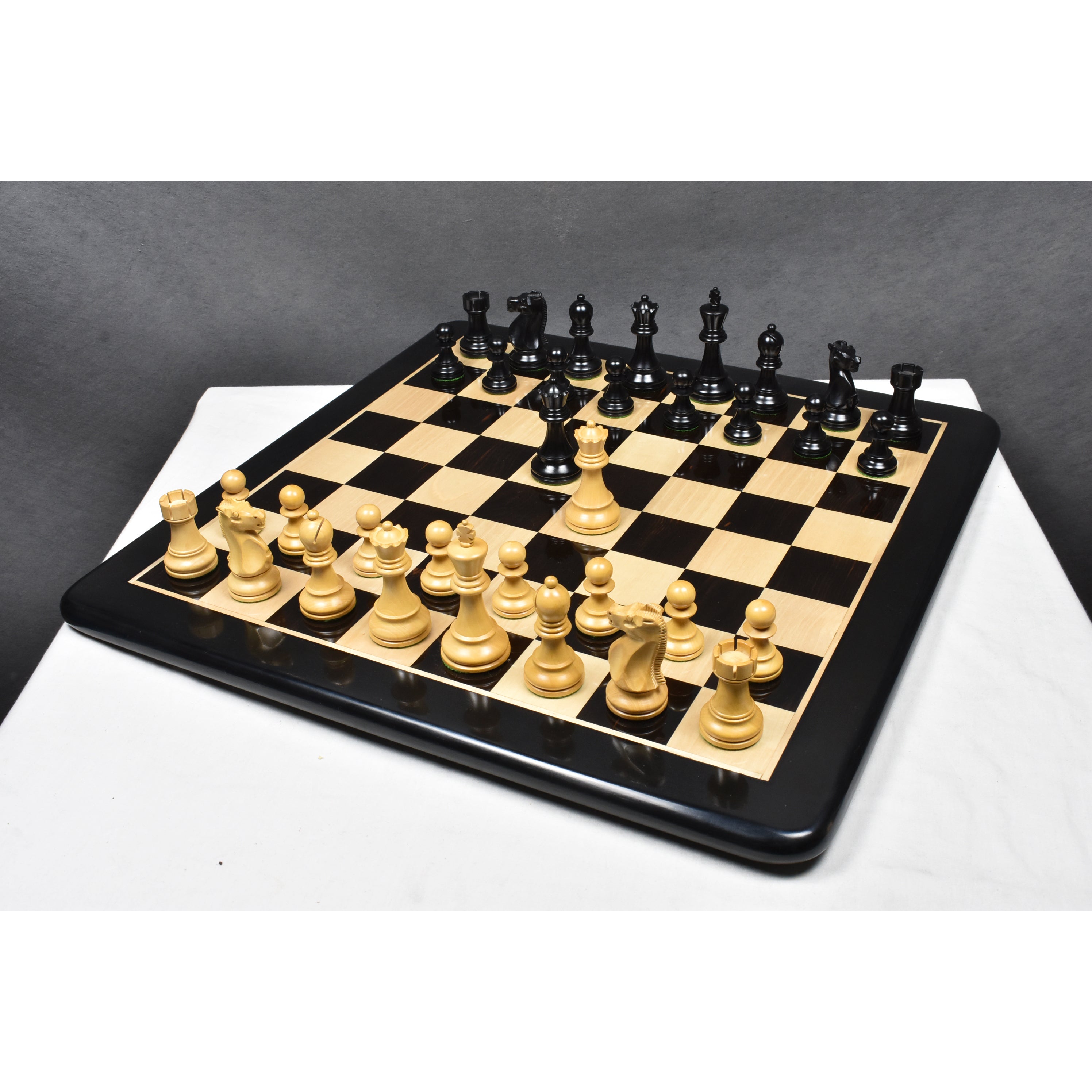 1972 Championship Fischer Spassky 94mm Chess Pieces