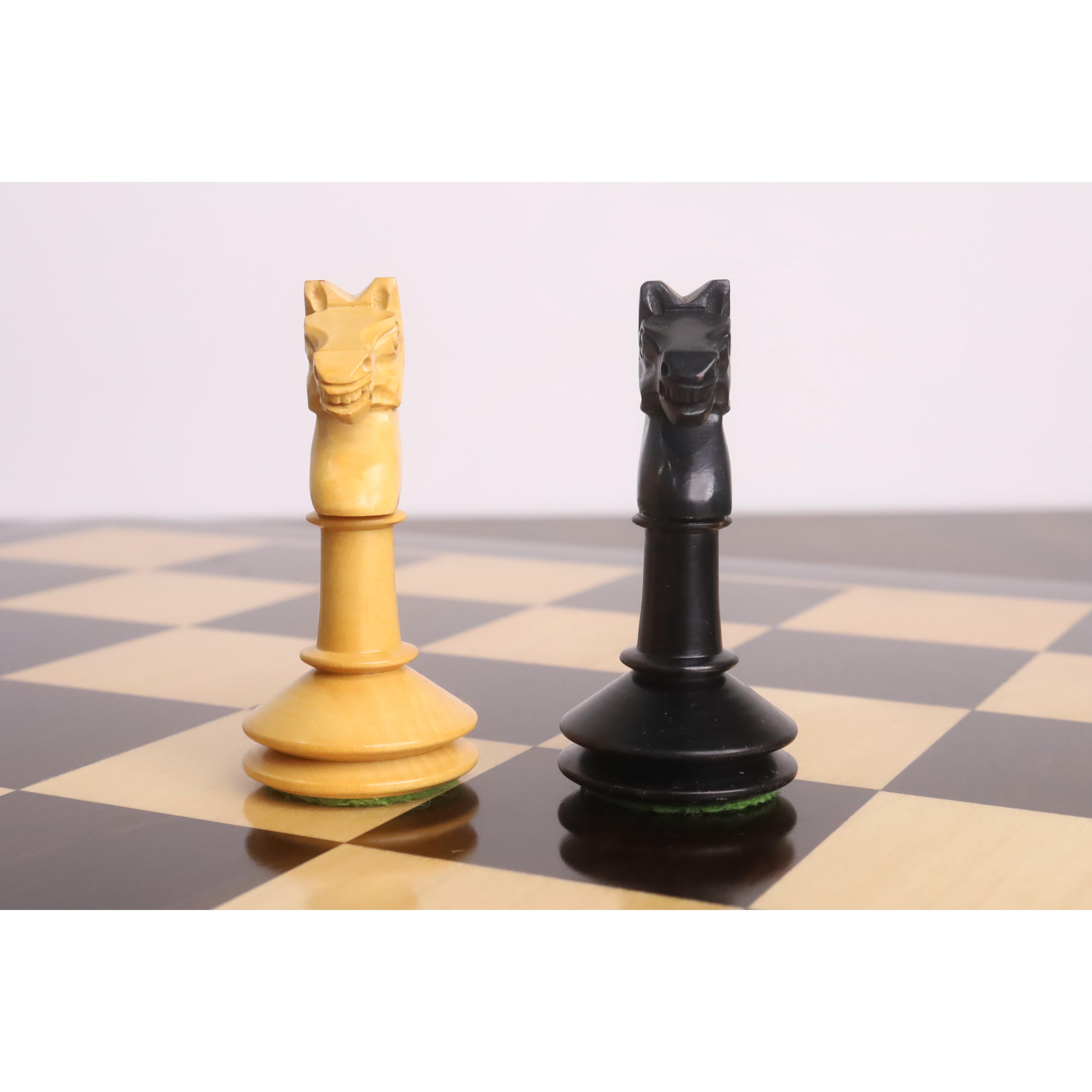 Ebonised Boxwood and Boxwood chessmen with a 37mm king base