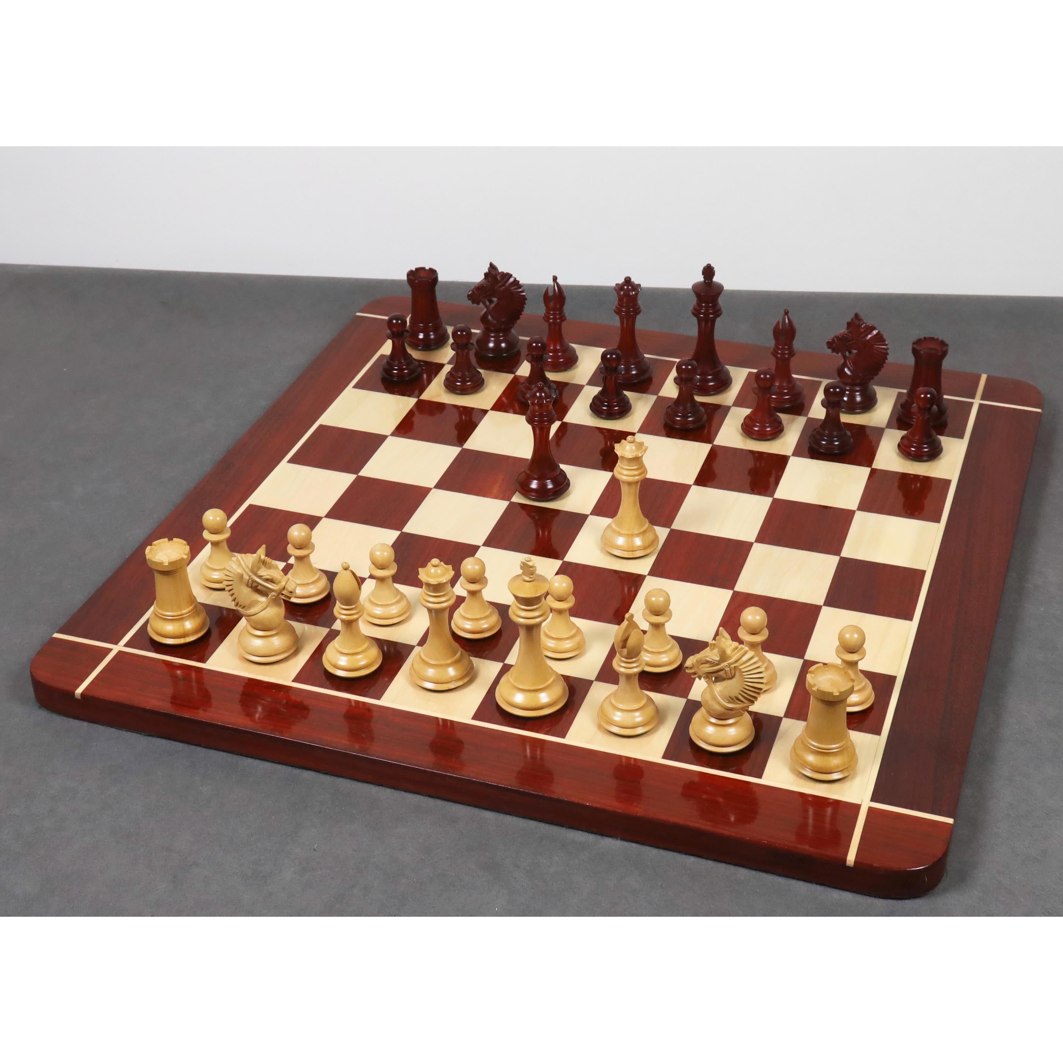 34 piece chessmen set in Bud Rosewood and Boxwood