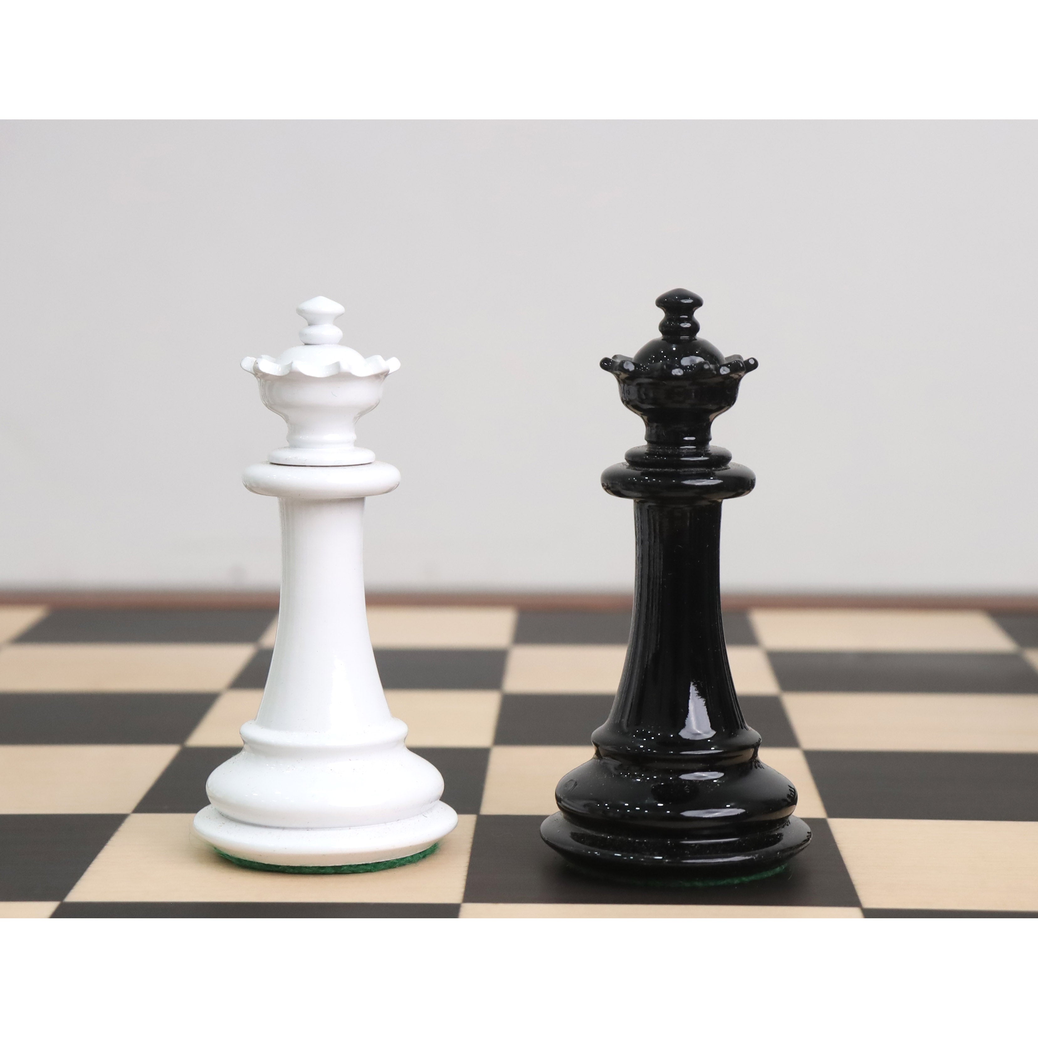 Knight and rook from the lacquered black boxwood and lacquered white boxwood chessmen