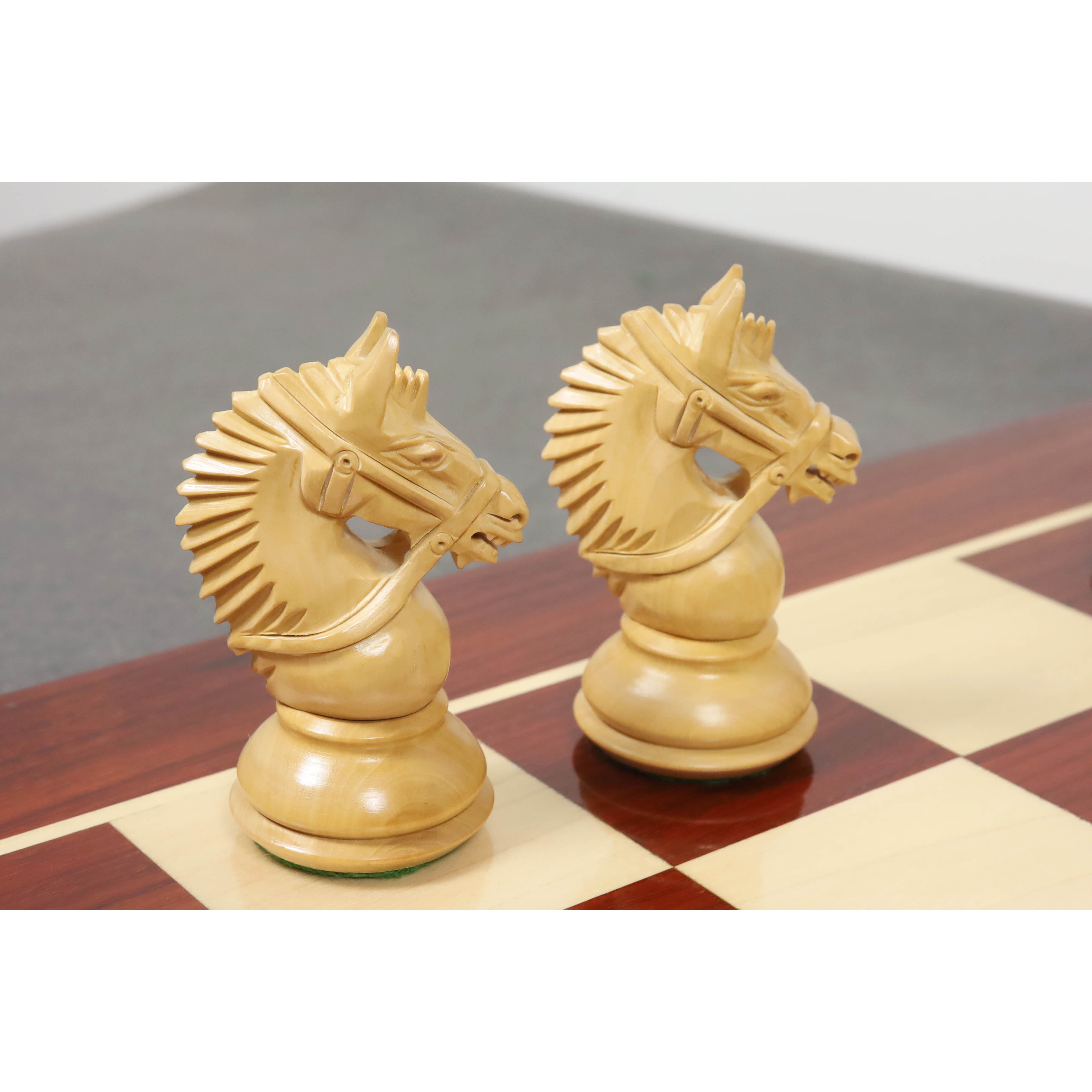 Bud Rosewood and Boxwood chessmen sized for 55 to 60 mm squares