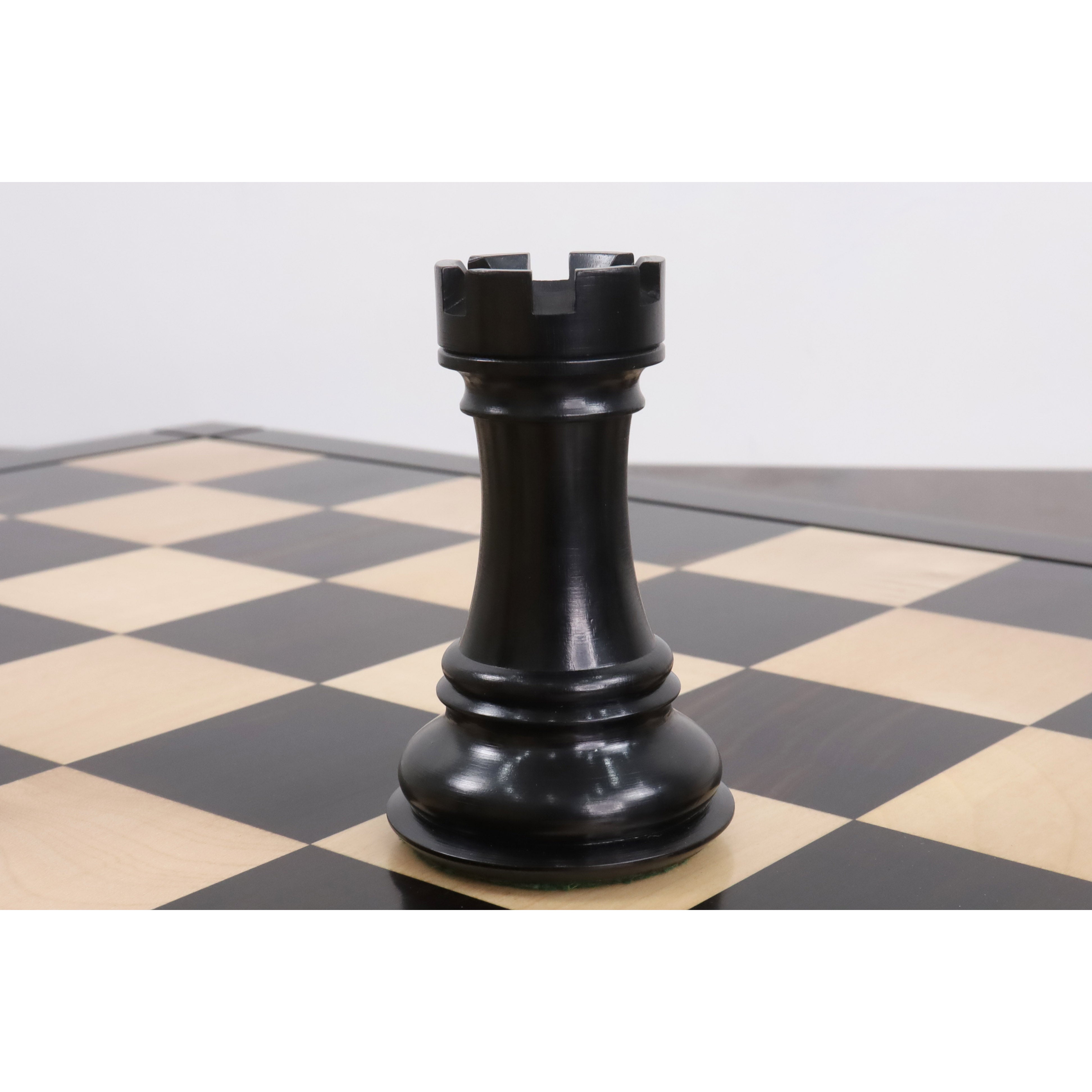 Jumbo Pro Staunton chess pieces in ebony wood, 159mm king