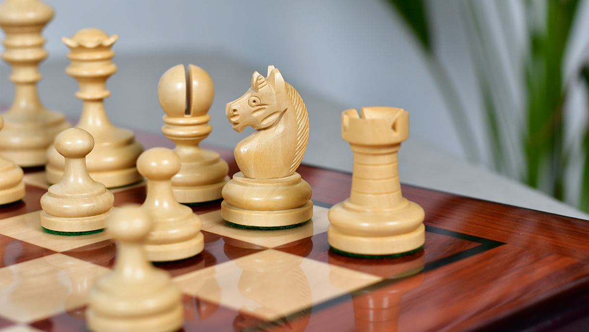 1930 Knubbel Analysis wooden chess pieces, 74mm king, Ebonised finish