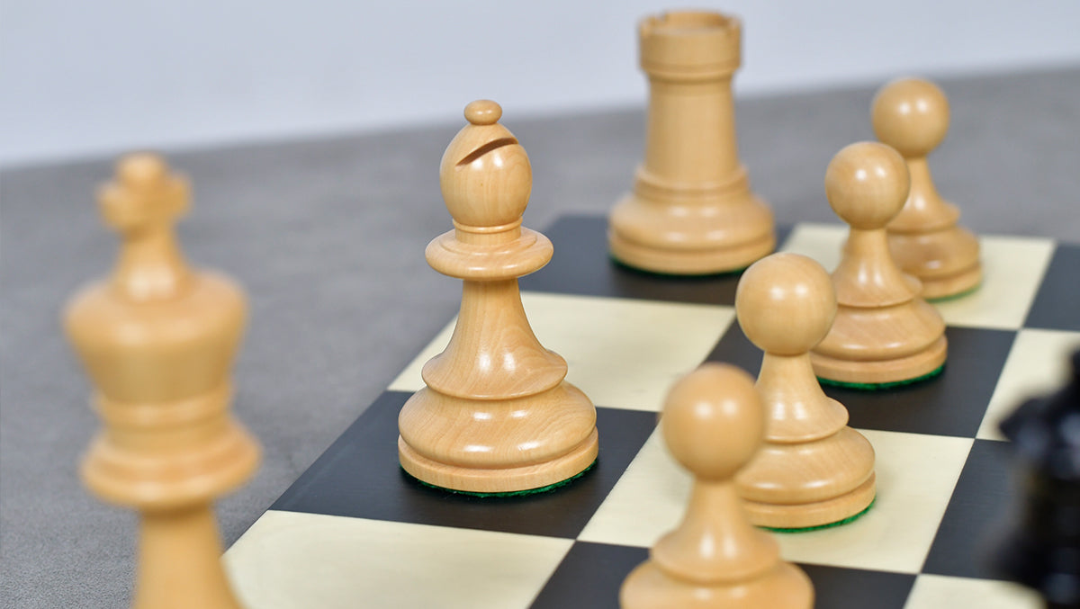 1962 Stockholm Interzonal reproduction chess pieces, natural boxwood light side