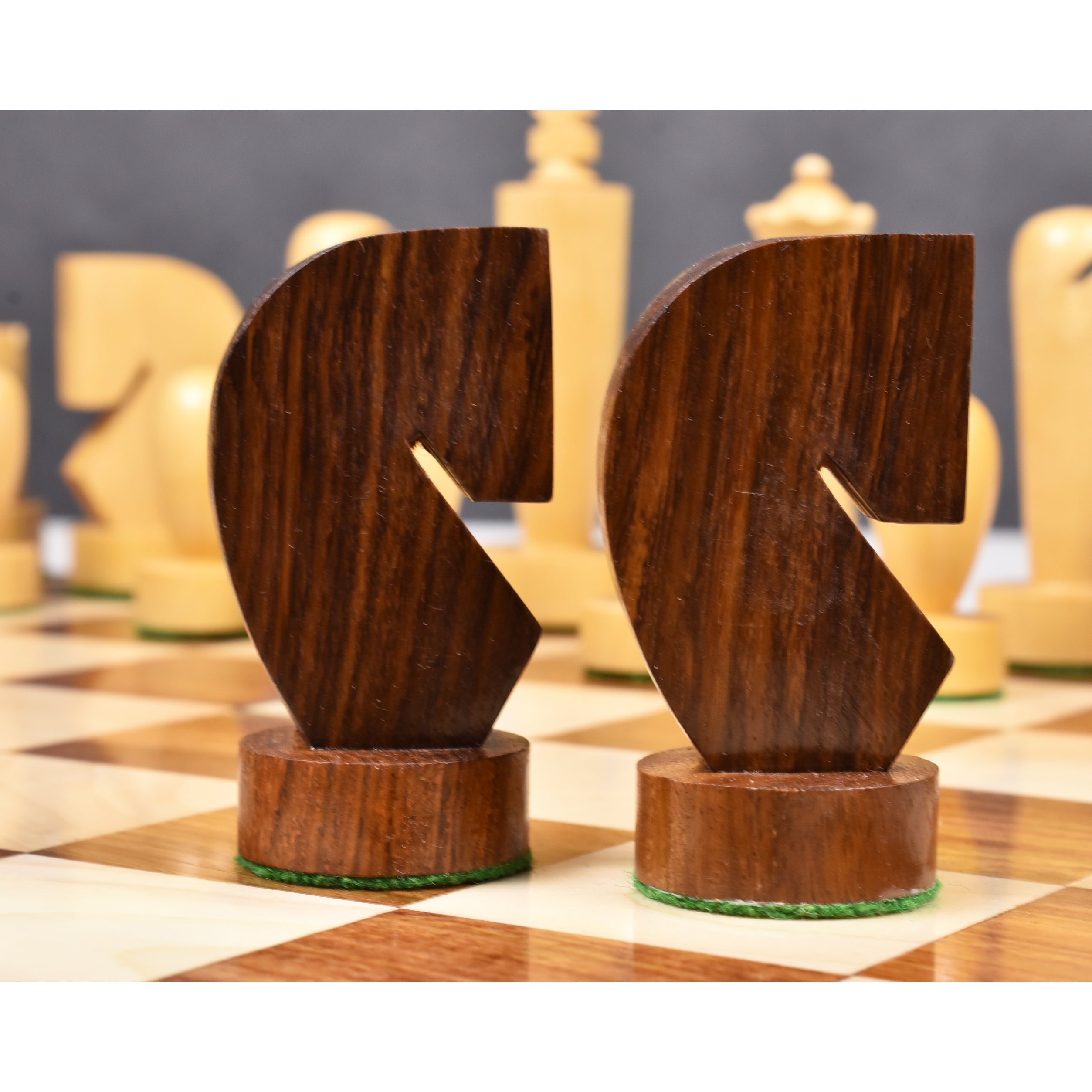 Berliner Modern Minimalist 98mm Chess Pieces