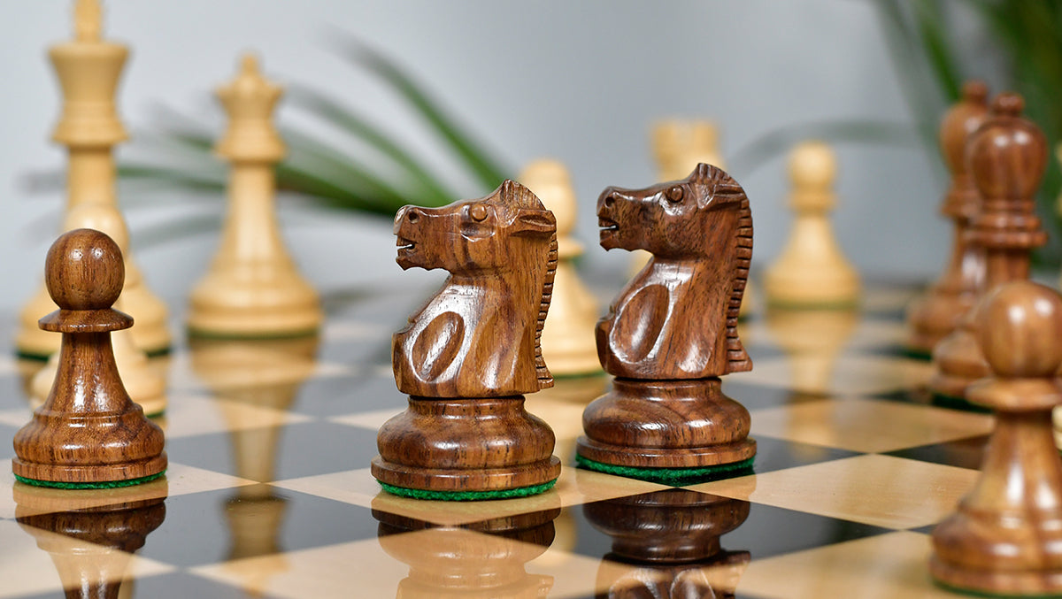 Full 34 piece 1972 Fischer Spassky chess set in sheesham and boxwood, Sterling Chess Australia