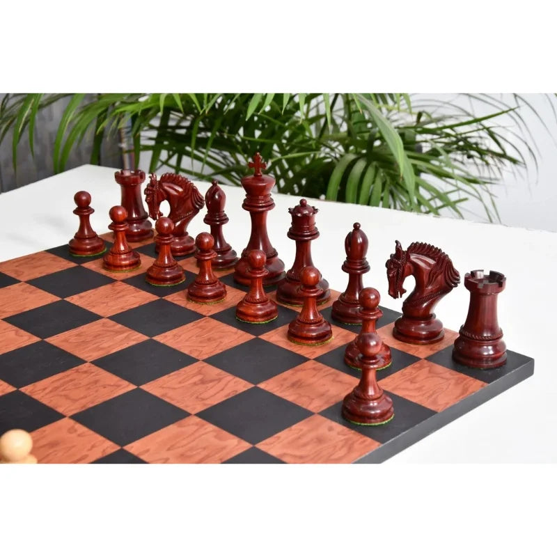 Chess Bazaar Excalibur Series Chess Pieces (Bud Rosewood/Boxwood) With 48cm Black Anigre & Red Ash Burl Borderless Chess Board
