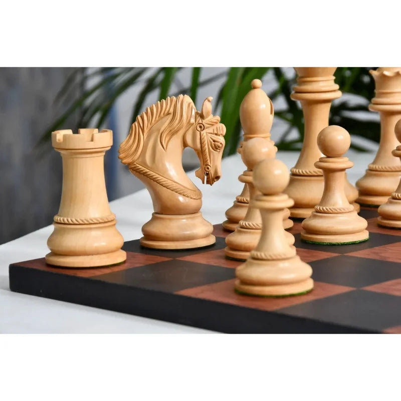 Chess Bazaar Excalibur Series Chess Pieces (Bud Rosewood/Boxwood) With 48cm Black Anigre & Red Ash Burl Borderless Chess Board