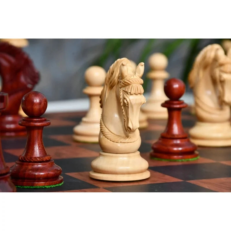 Chess Bazaar Excalibur Series Chess Pieces (Bud Rosewood/Boxwood) With 48cm Black Anigre & Red Ash Burl Borderless Chess Board