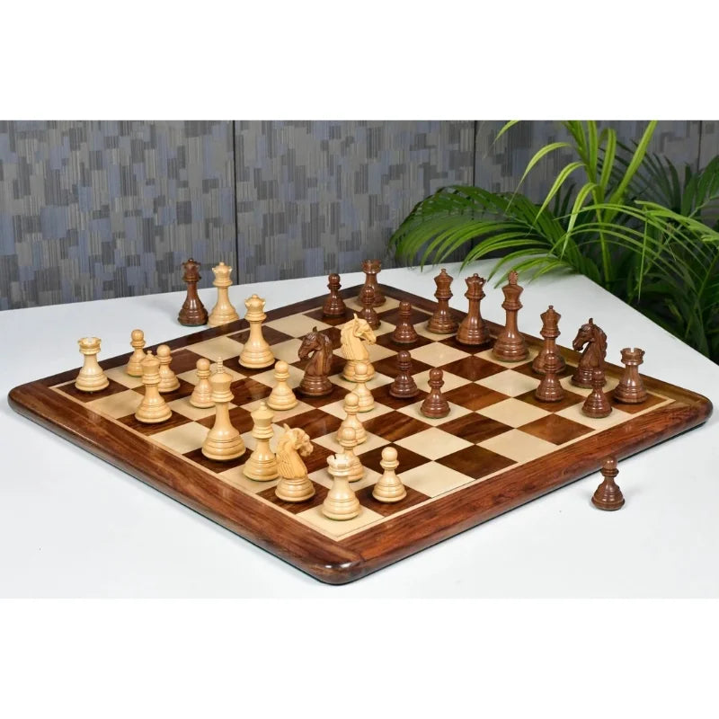 New Columbian Series 53cm Chess Set