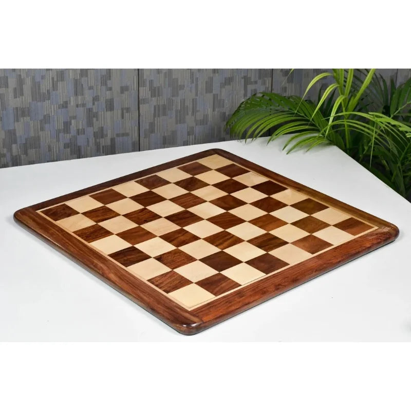 New Columbian Series 53cm Chess Set