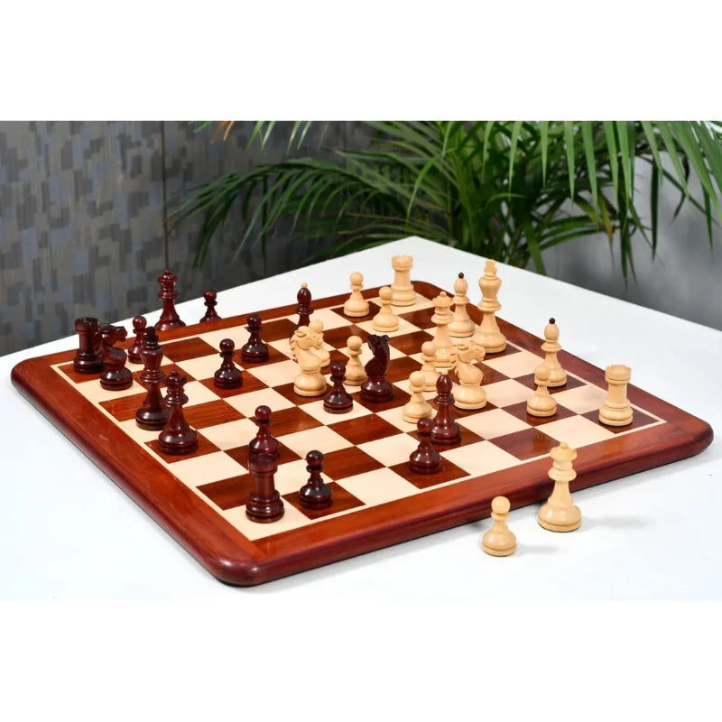 Reproduction Vintage 1950's Bohemia Staunton Series Chess Set