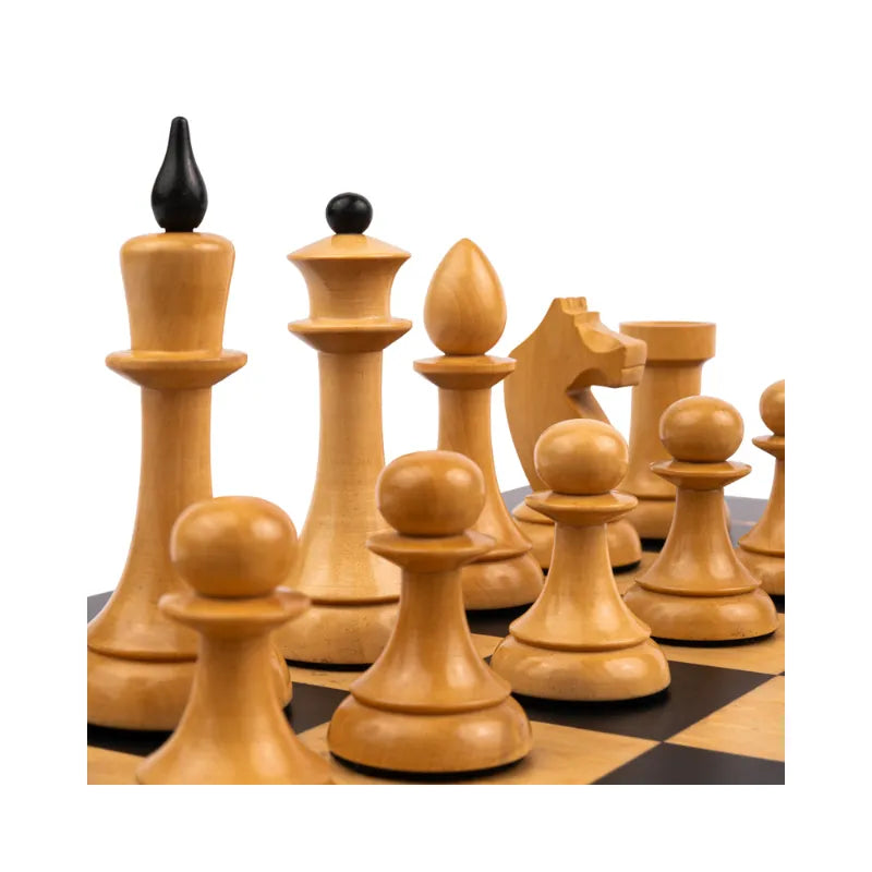 Ferrer Official Queen’s Gambit Chess Pieces