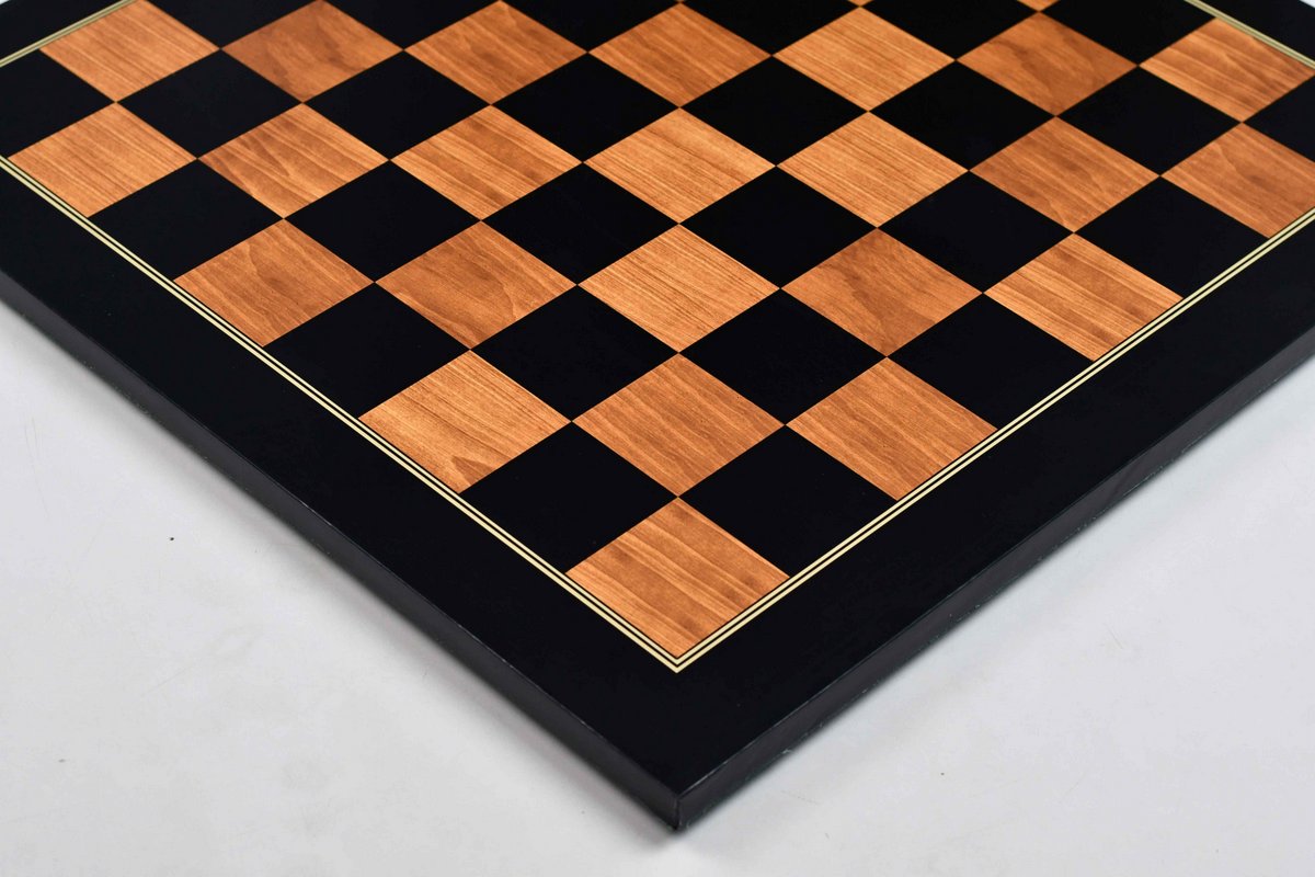 Golden brown wood grain chess board, close detail of the surface