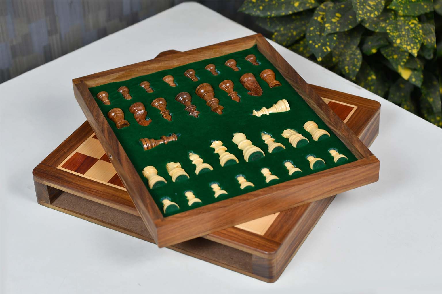 12 Inch Magnetic Travel chess set in padauk and boxwood, made in India