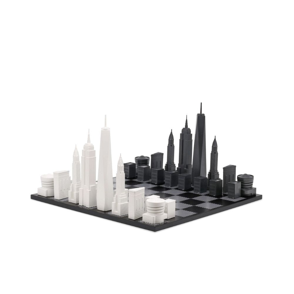 Skyline Chess New York Edition -Black and White Wood 1