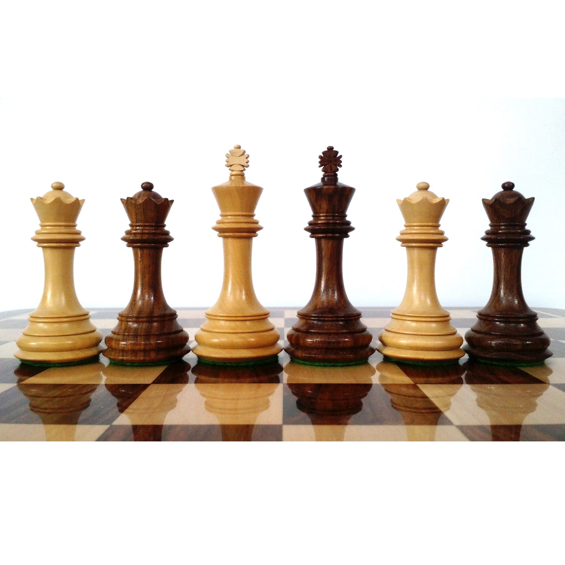 Golden rosewood and boxwood Old Columbian chessmen in rank order