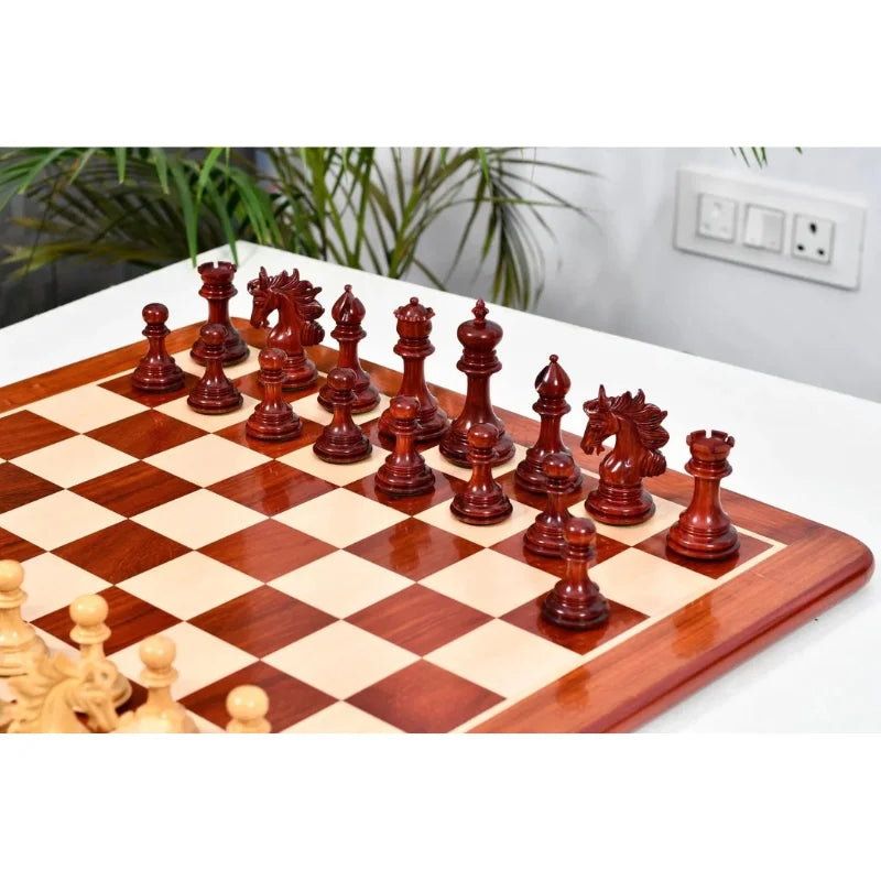 Chess Bazaar Arabian Knight Series Staunton Chess Pieces