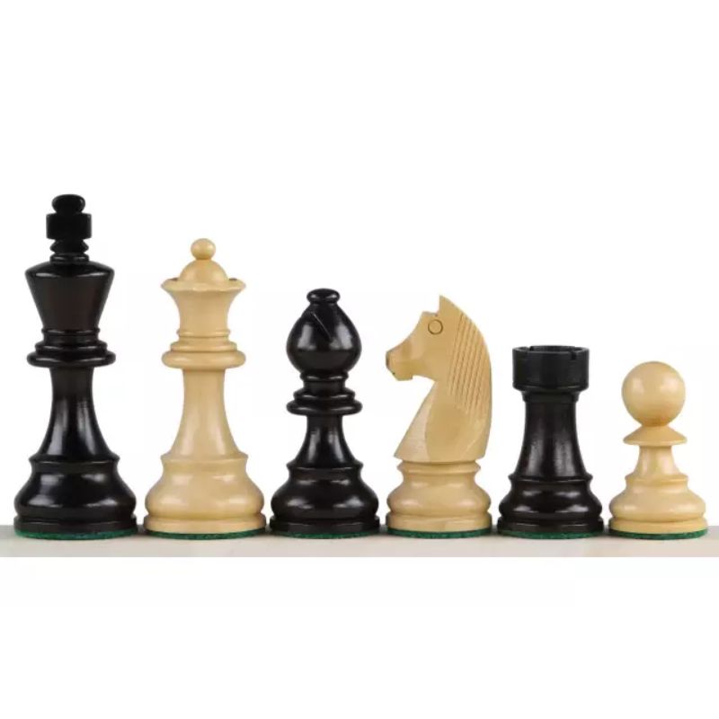 Walnut 54cm Staunton Chess Set With German Ebonised Chess Pieces