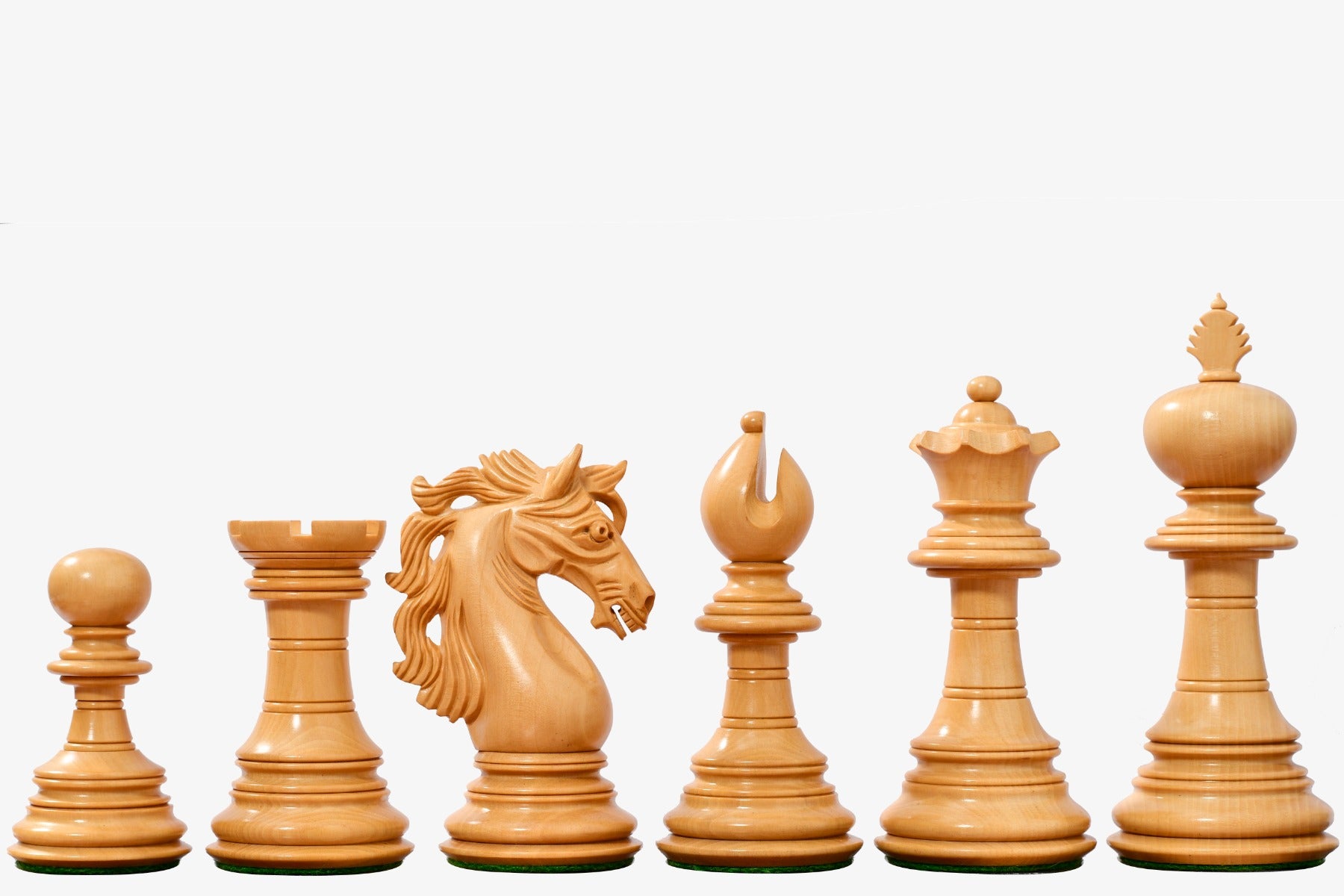 Bud rosewood chess pieces with a 111mm king and weighted felted bases